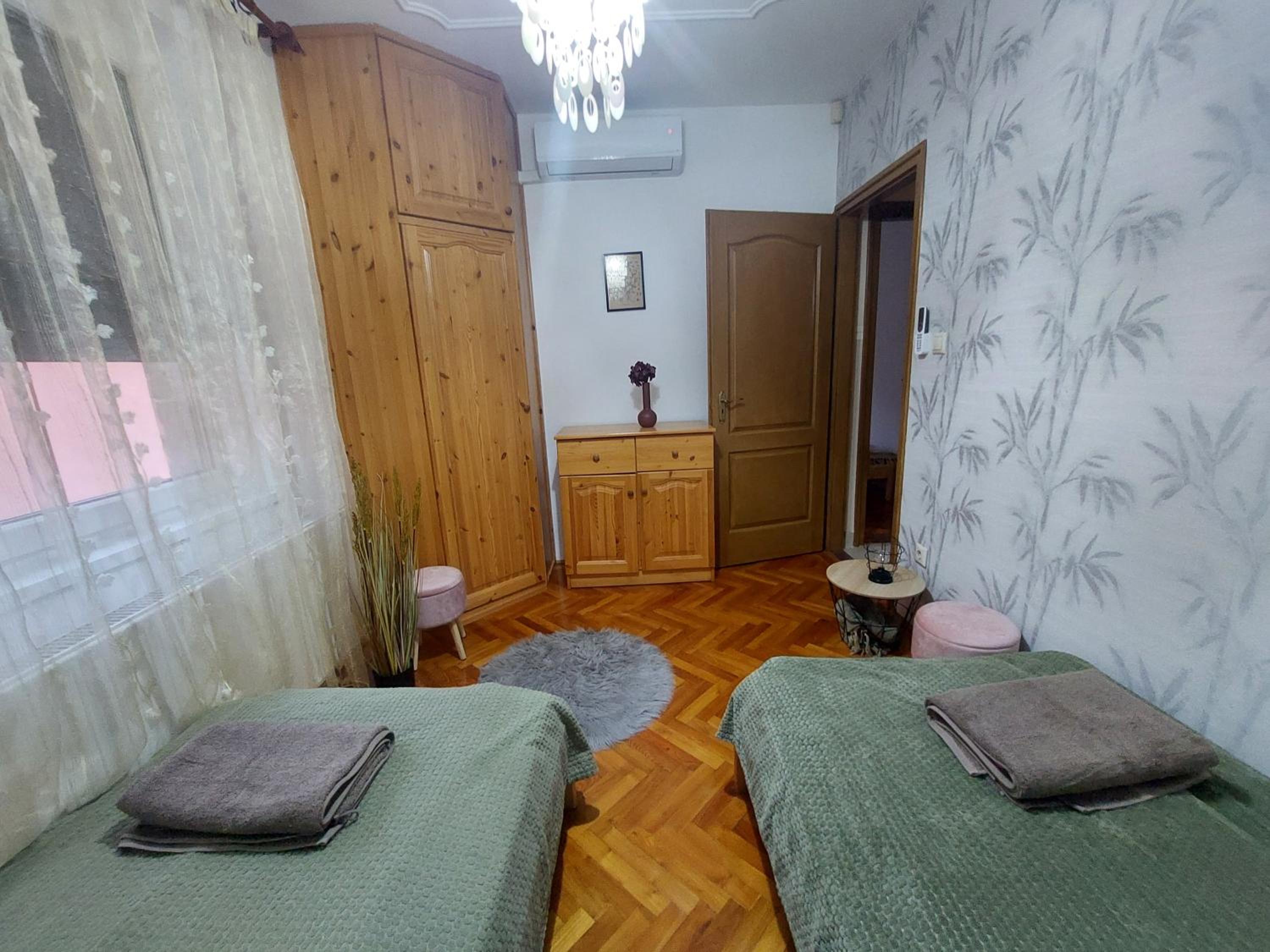 Akácvirág Airport Viki Apartman
