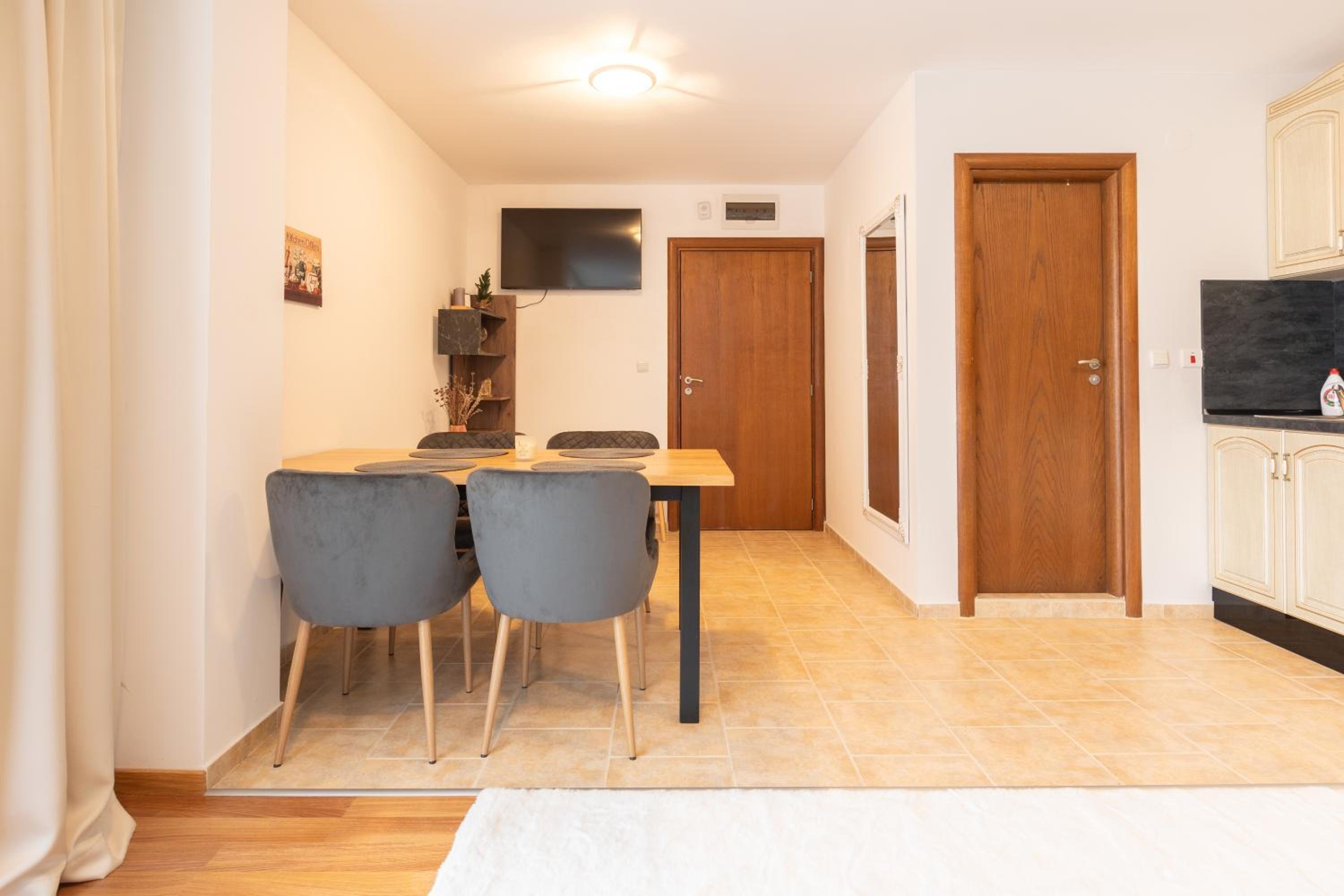 Pirin Sense Apartment Complex