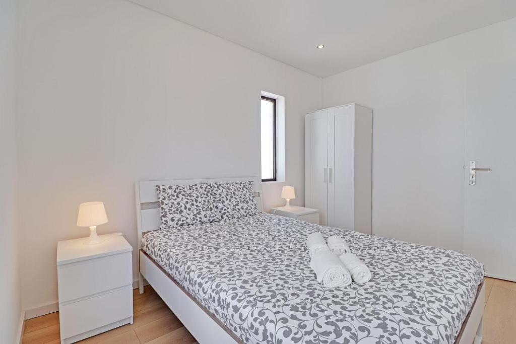 Almond House view 3