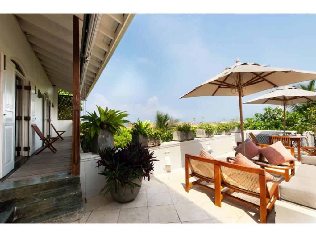 Pool, Roof Terrace, 3 Bedroom Villa, Galle Fort view 2
