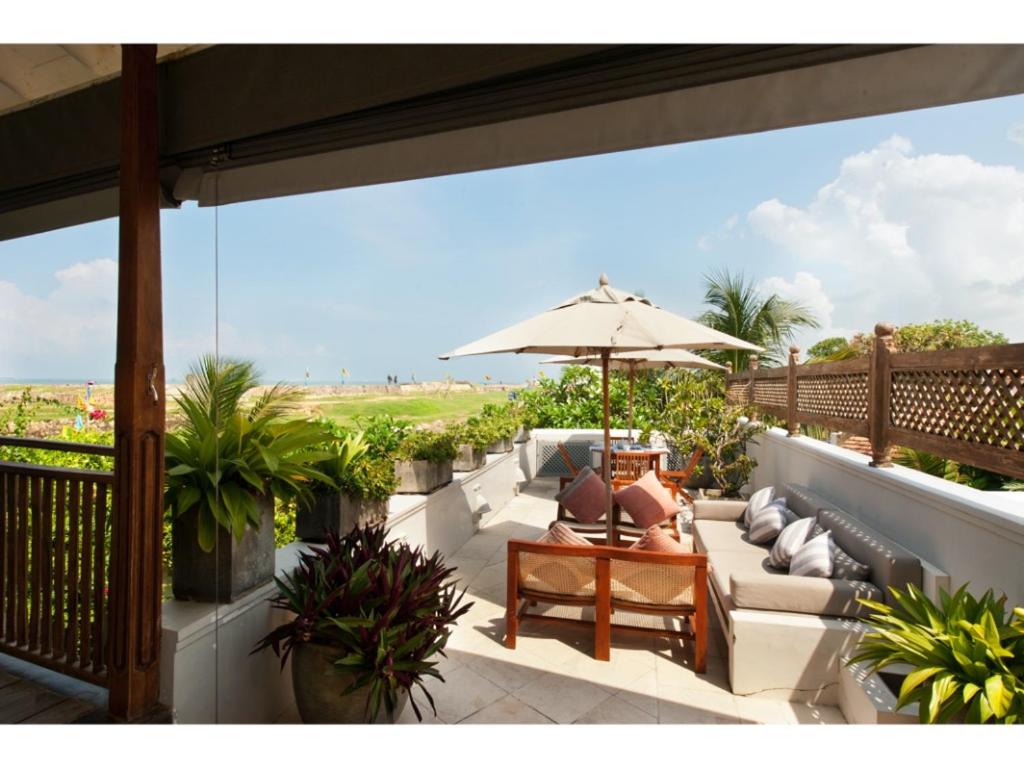 Pool, Roof Terrace, 3 Bedroom Villa, Galle Fort view 4
