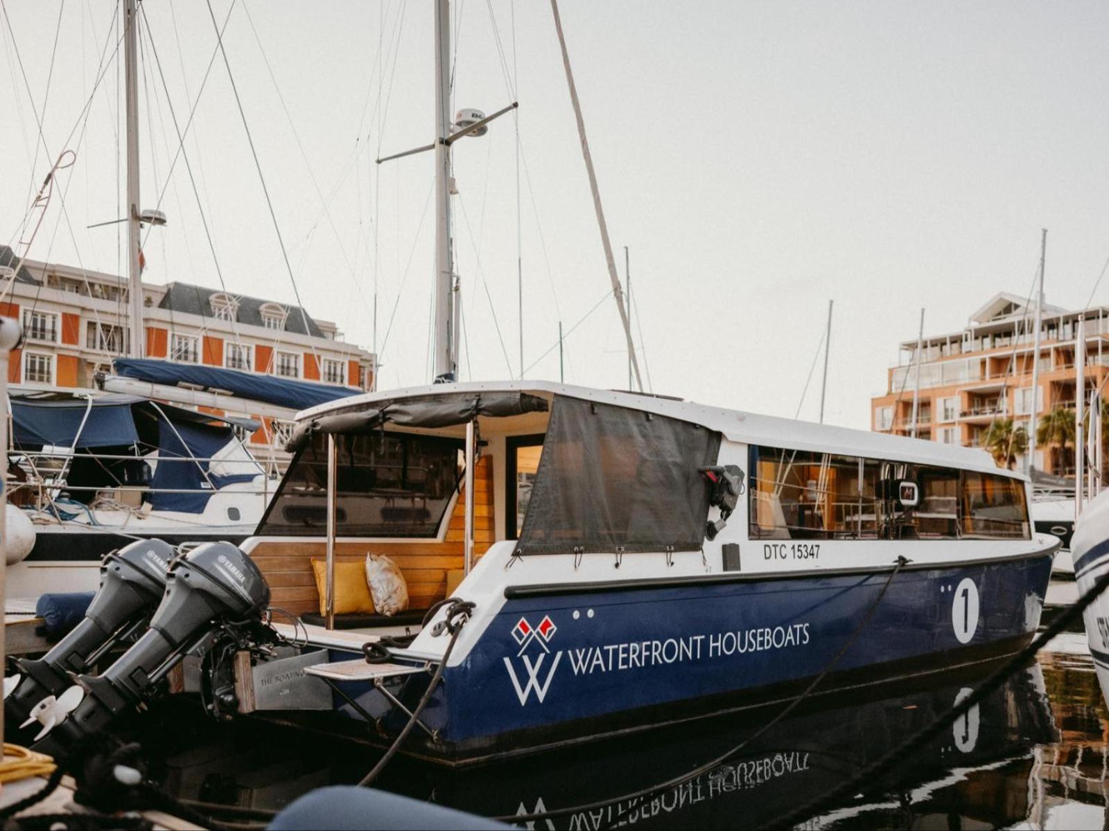 Waterfront Houseboat view 4