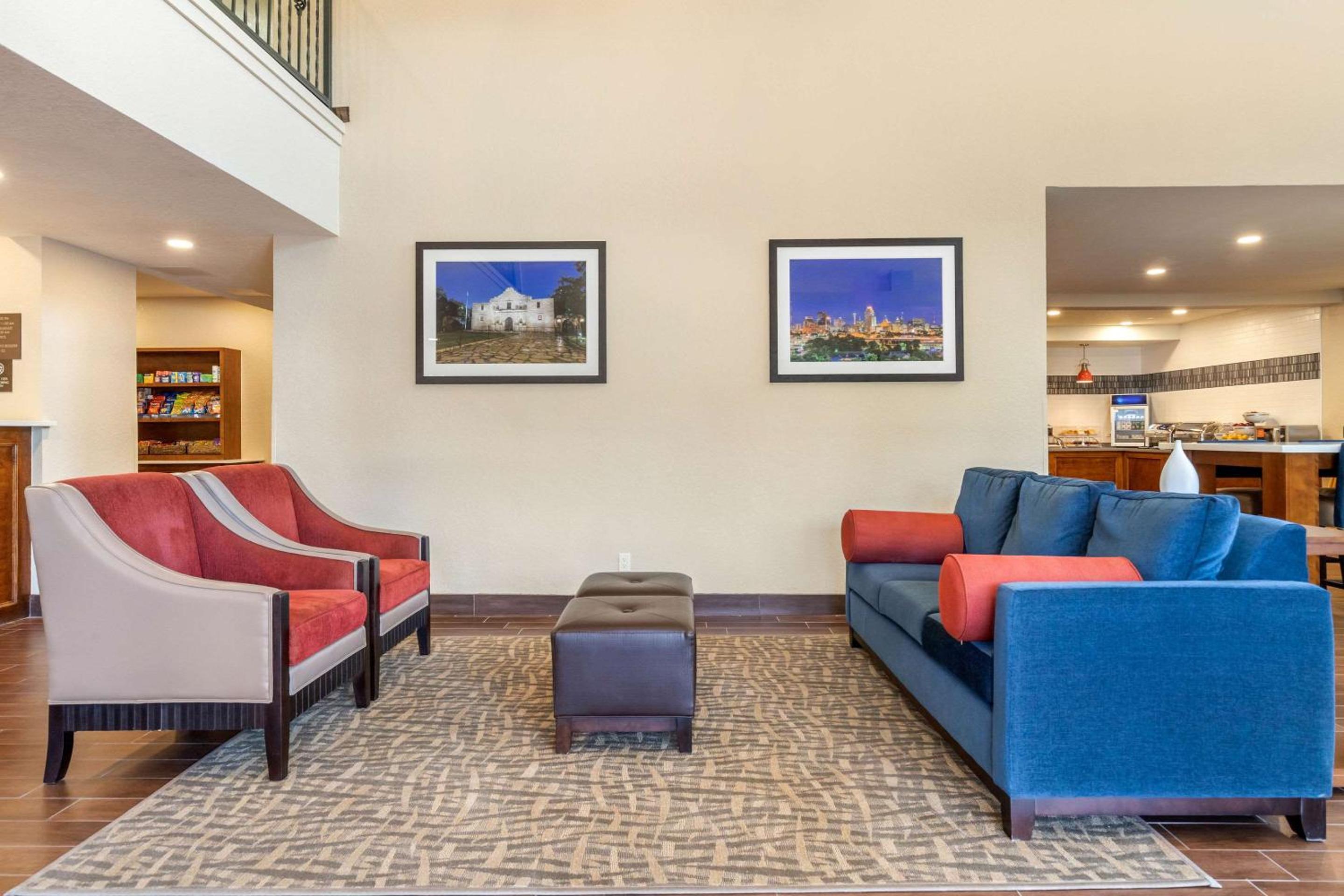 Comfort Suites San Antonio Airport North-1