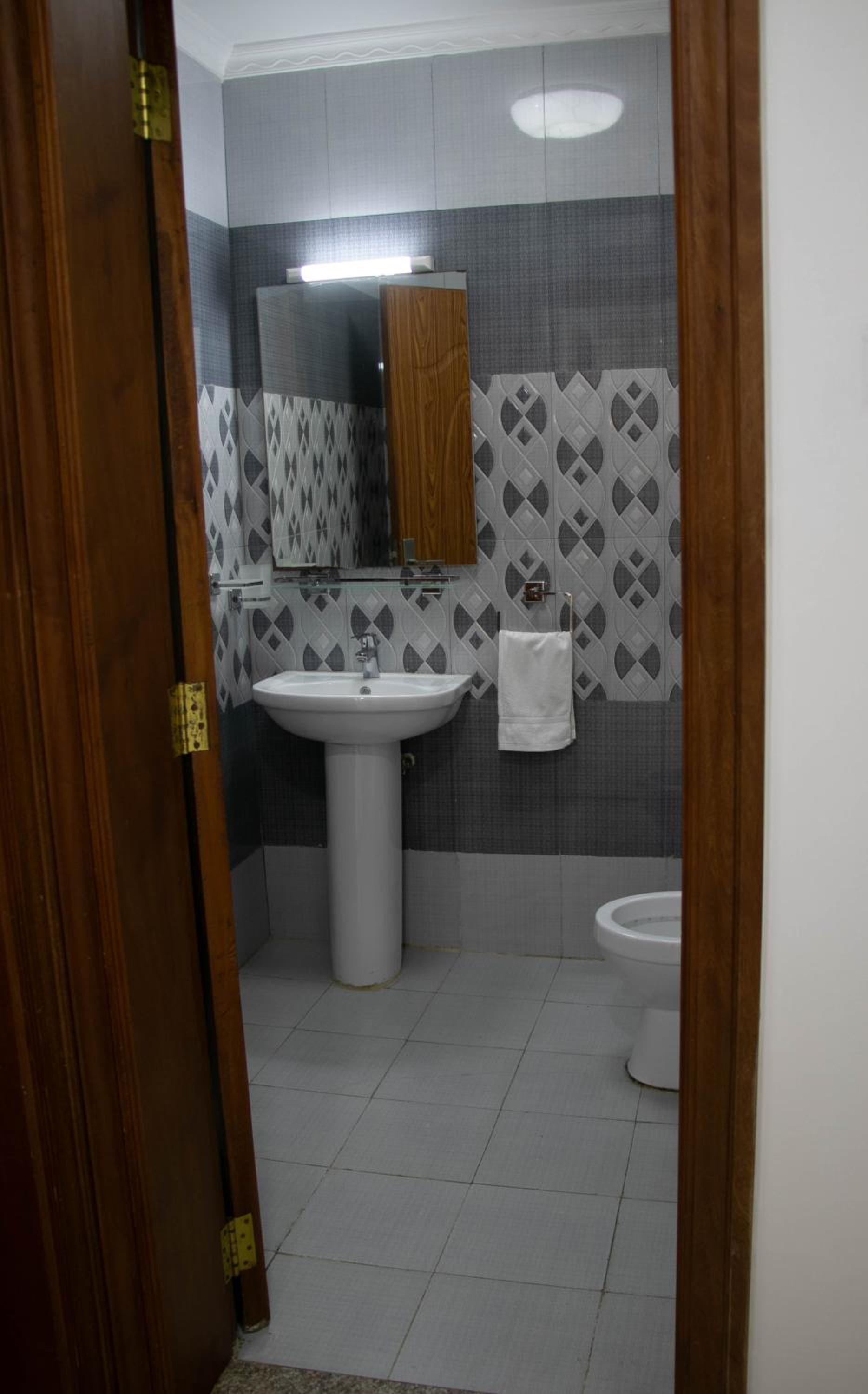 Photo 16