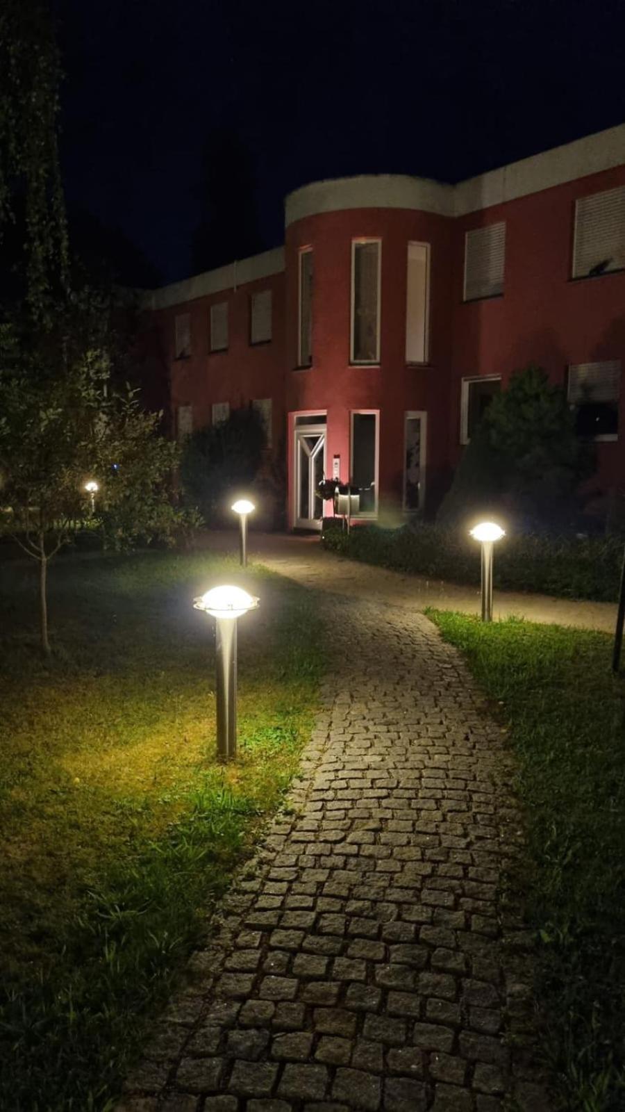 Residence Moai - Gardenview - Business Travel - kostenloser Parkplatz, WLAN, Waschtrockner, Smart TV, Qbo ESSENTIAL, ergonomischer Schreibtisch