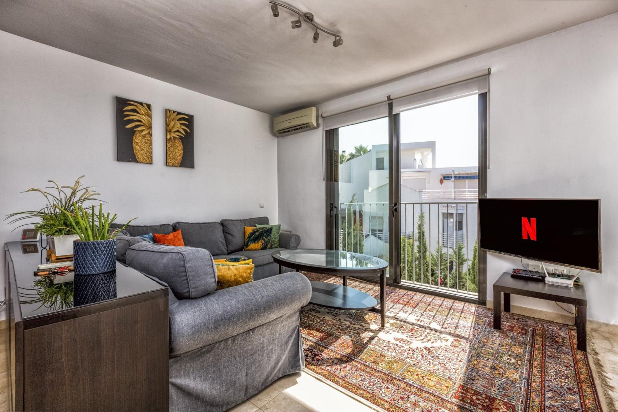 ViVi Homes - La Roca Pool, Terrace, Golf & Sea View