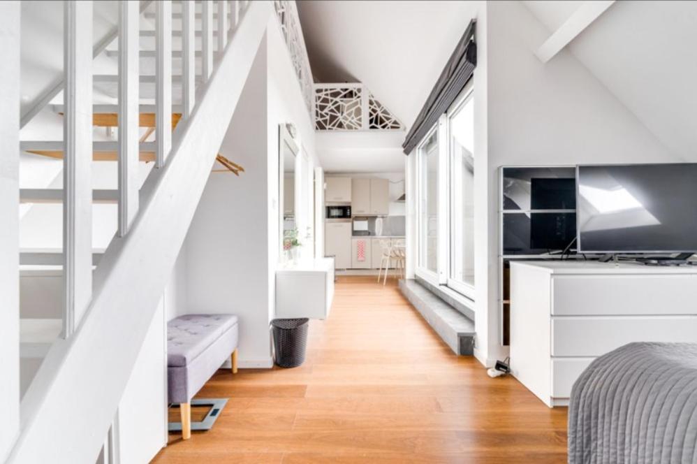 Espace moderne pouvant accueillir 3 personnes