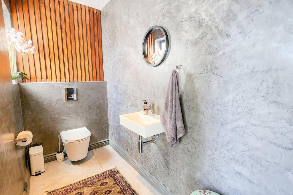 10 Seaview Close, Shelley Point view 4