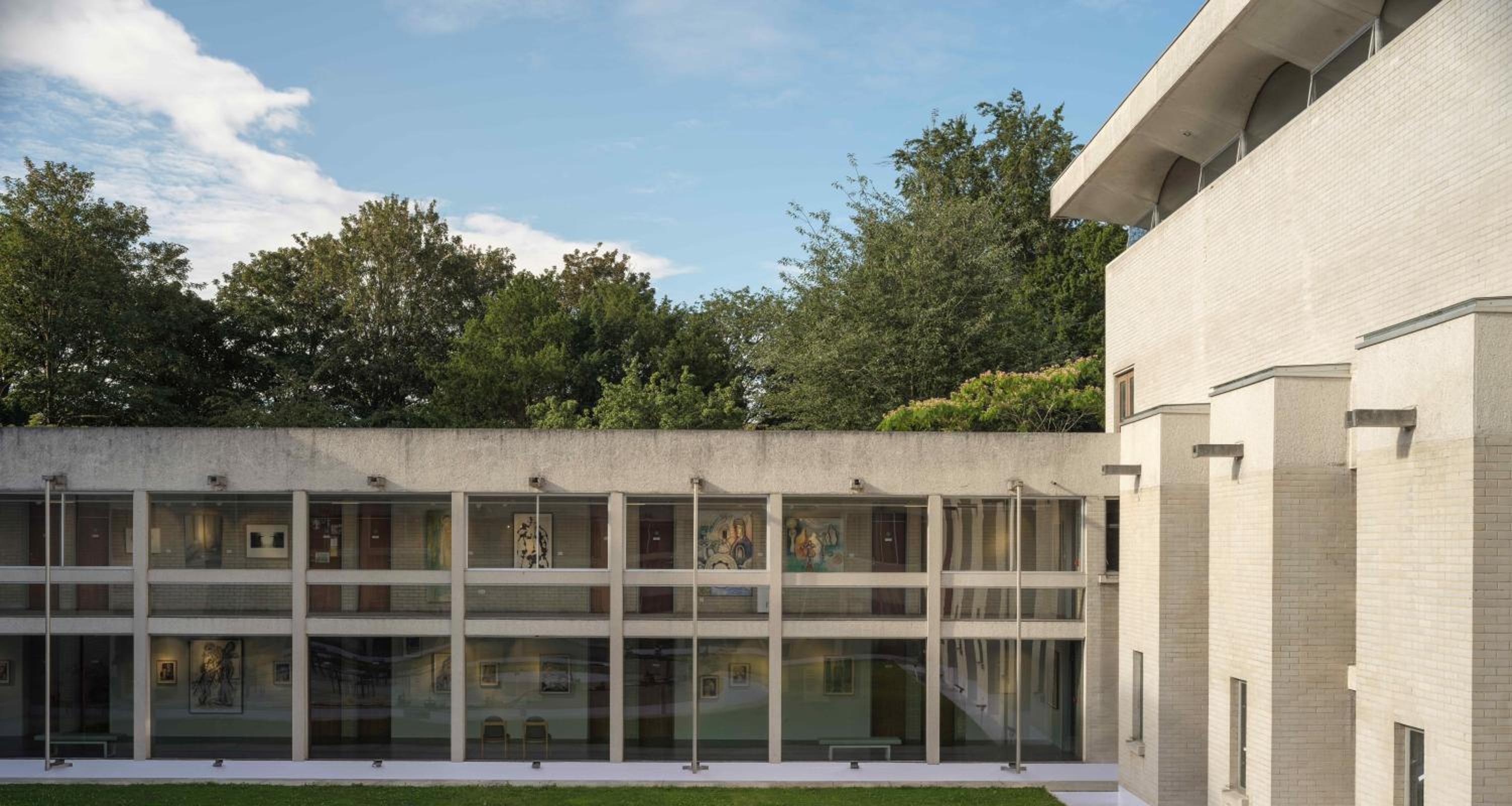 Murray Edwards College, Cambridge view 4