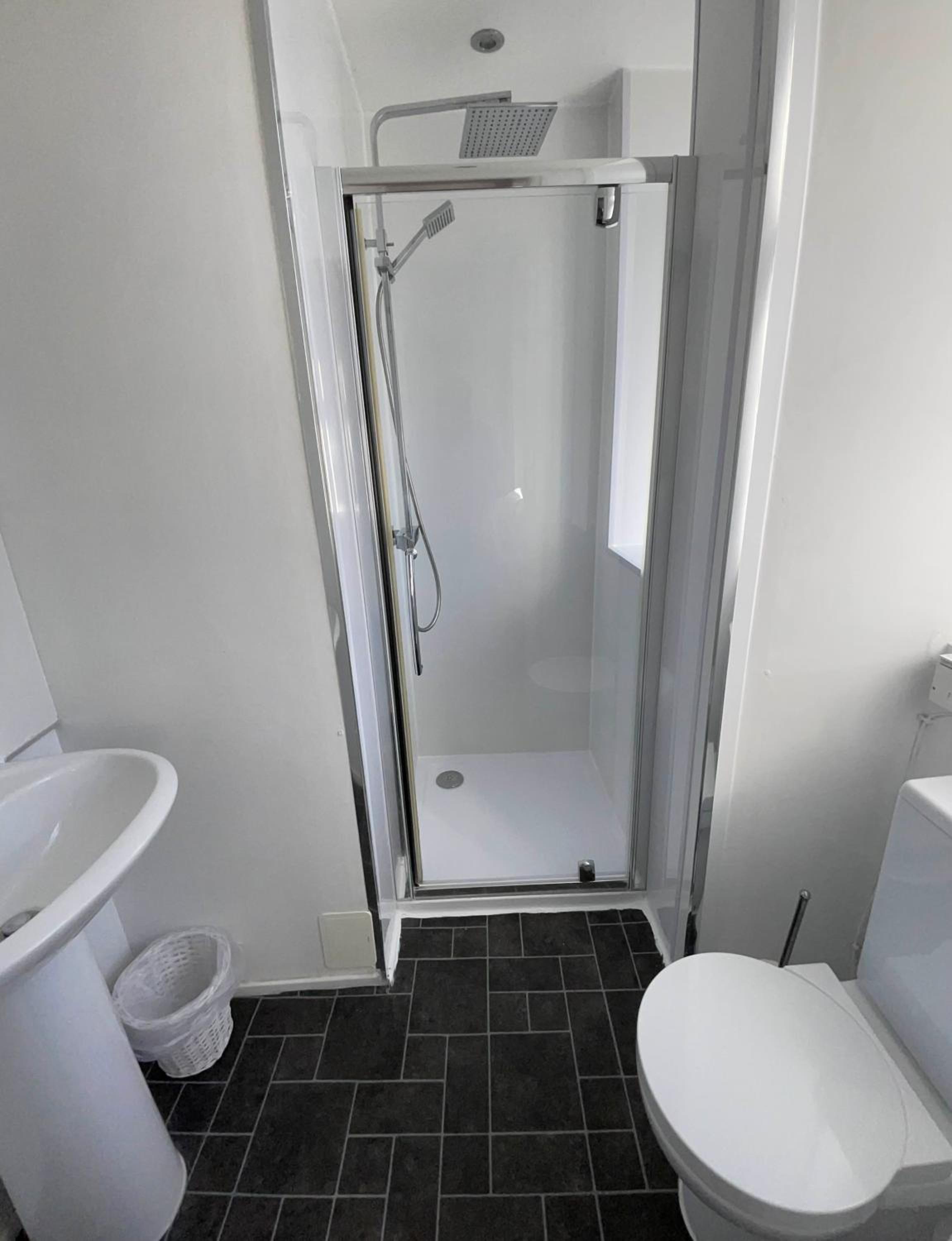 Apartment 2 Bed West End view 4