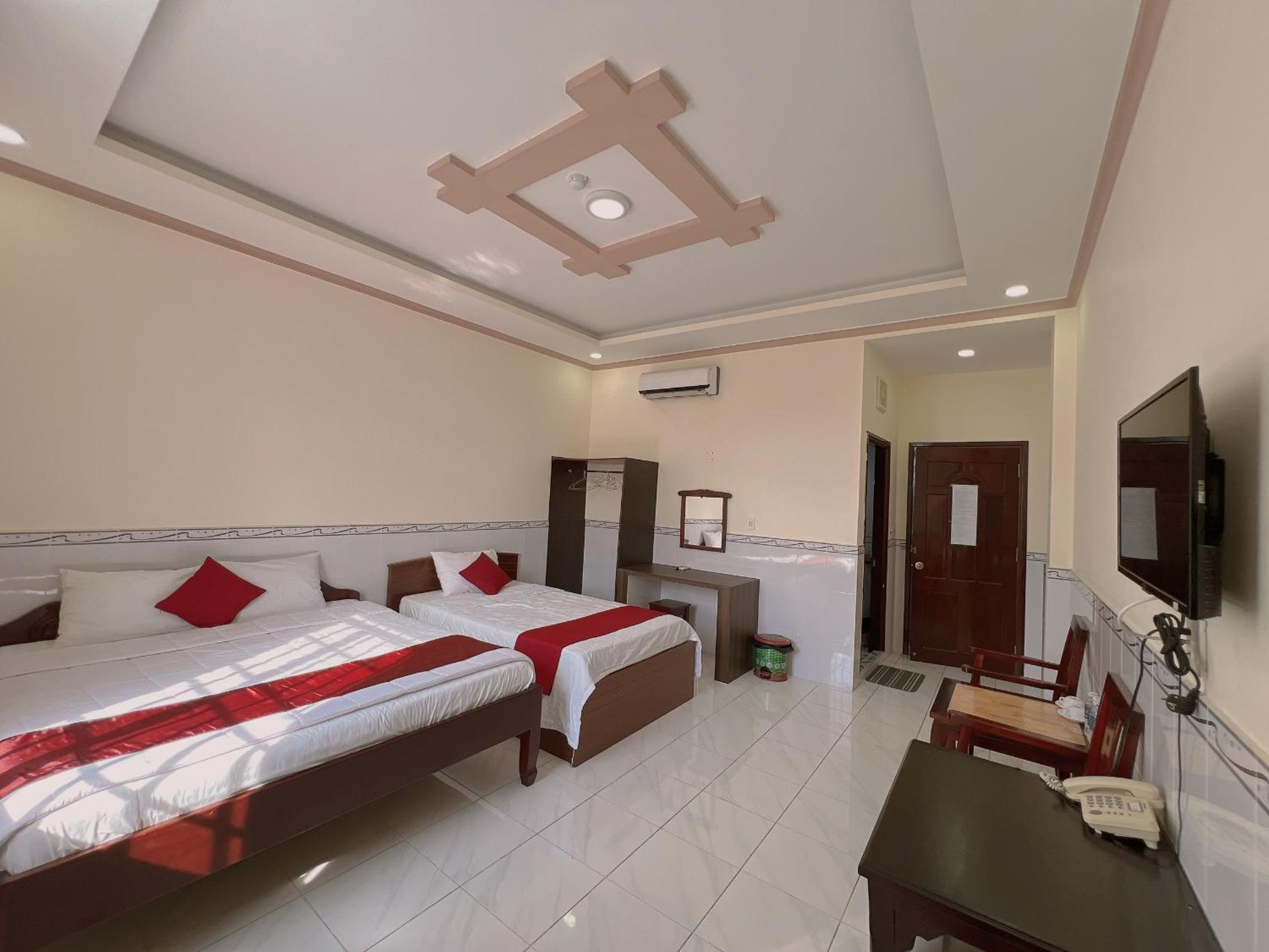 Hoang Duc Hotel