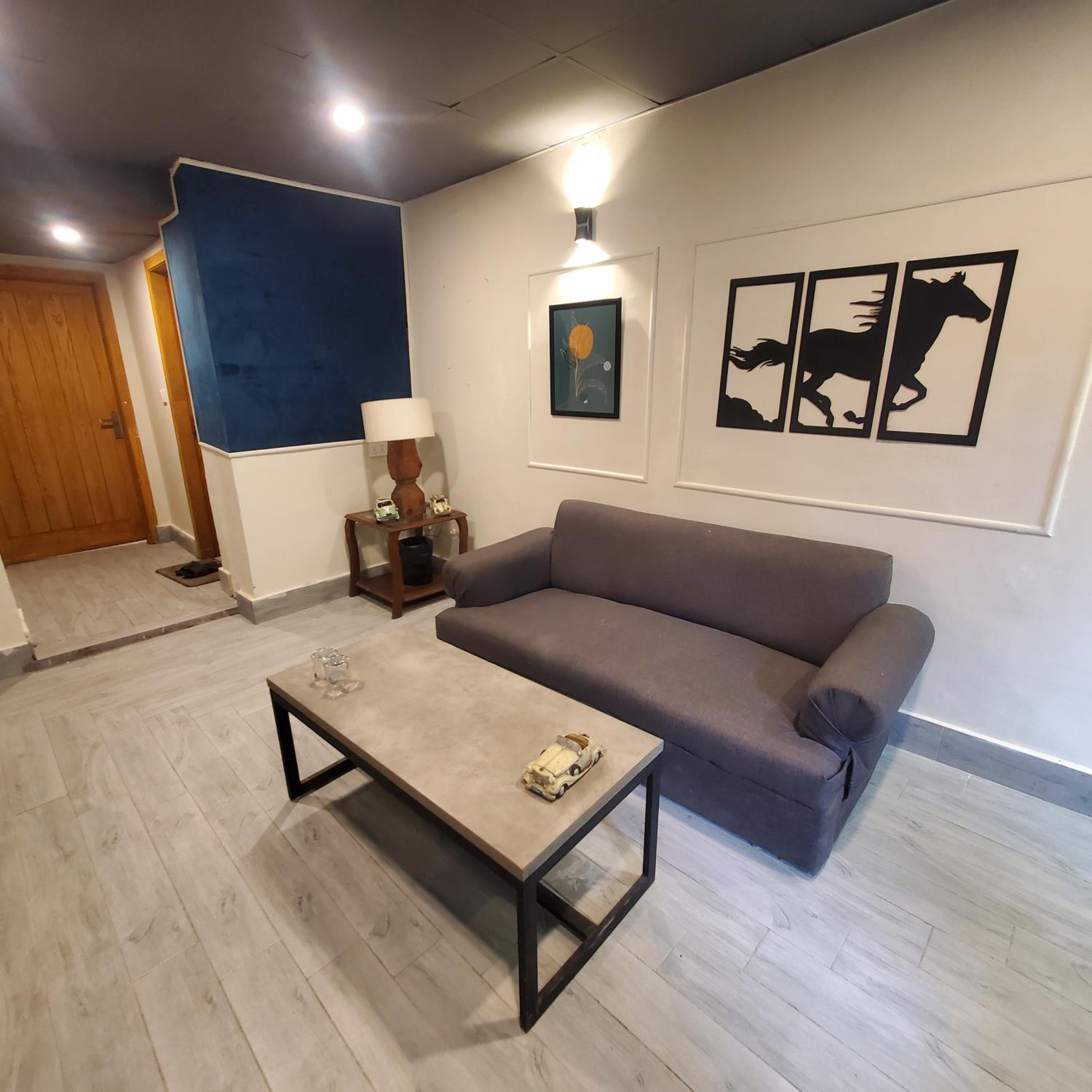 Private Apartment F-8
