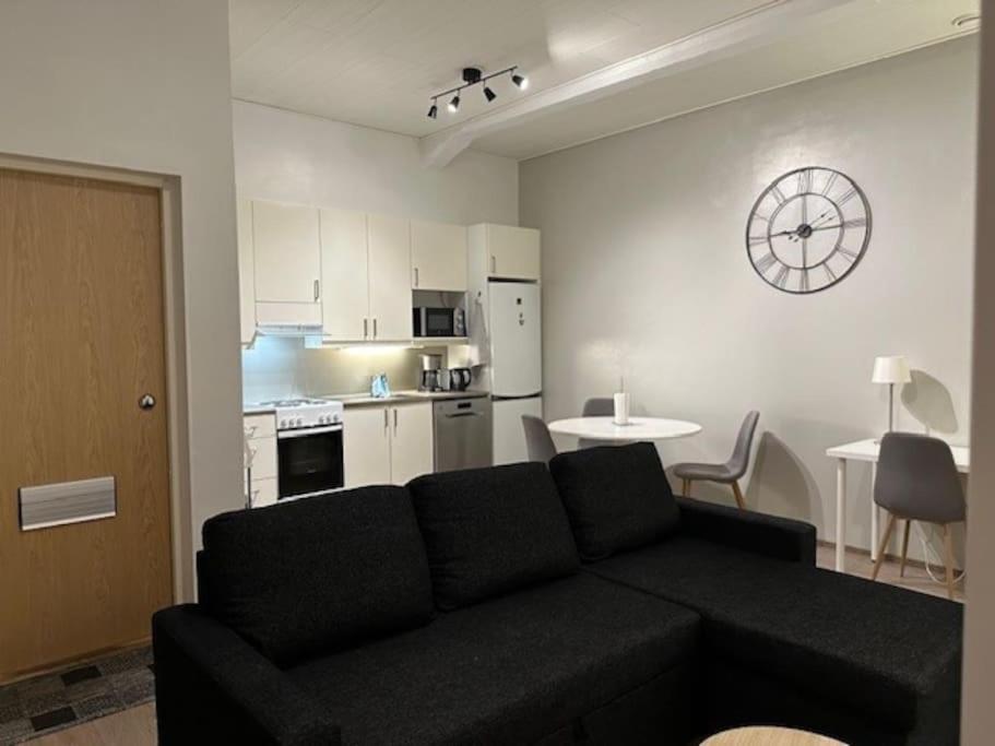 City Apartment private entrance