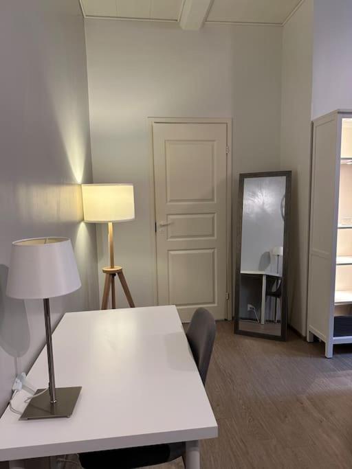 City Apartment private entrance