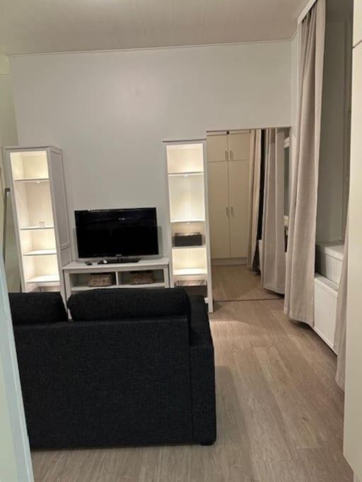 City Apartment private entrance