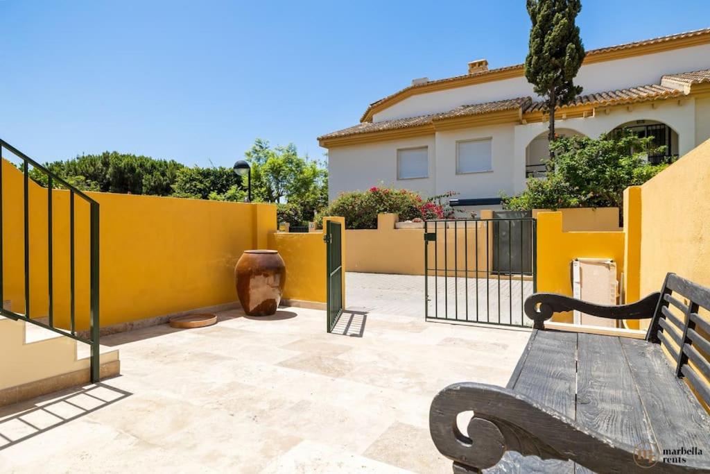 Costabella Townhouse Ref #82