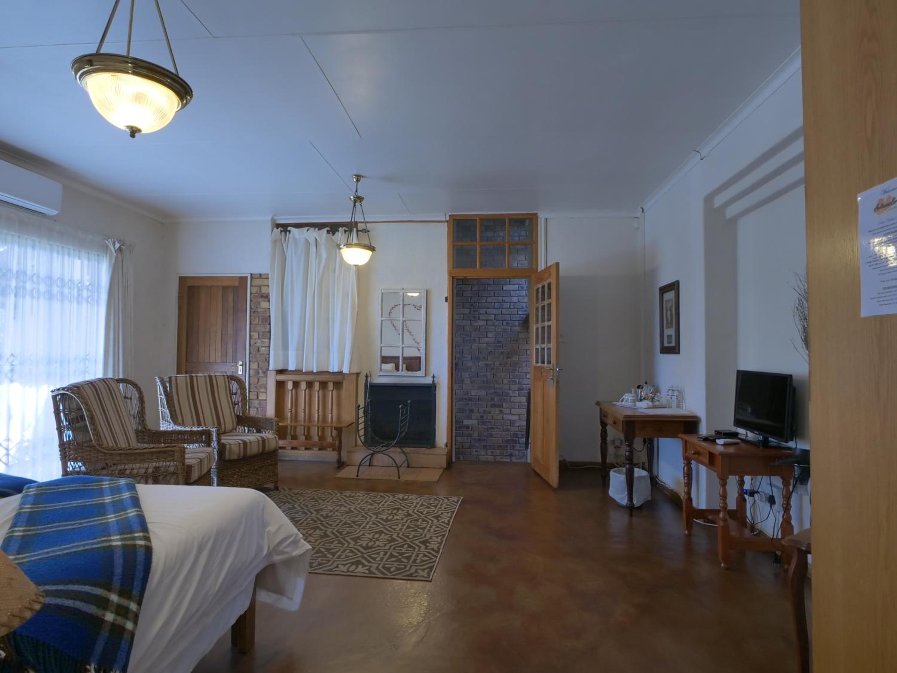 Autumn Breeze Manor Guest House