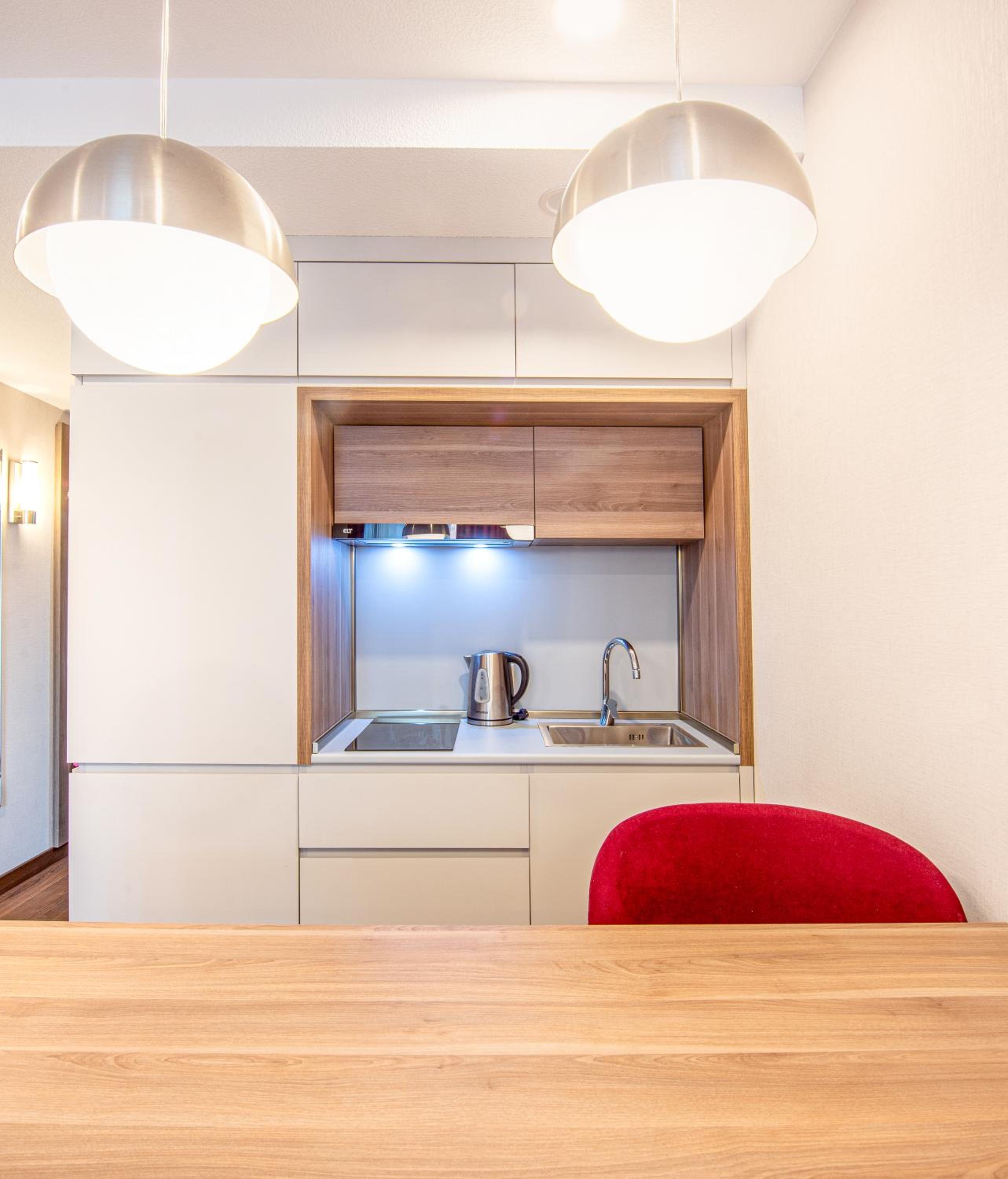 Sunshine Residence & Hotel
