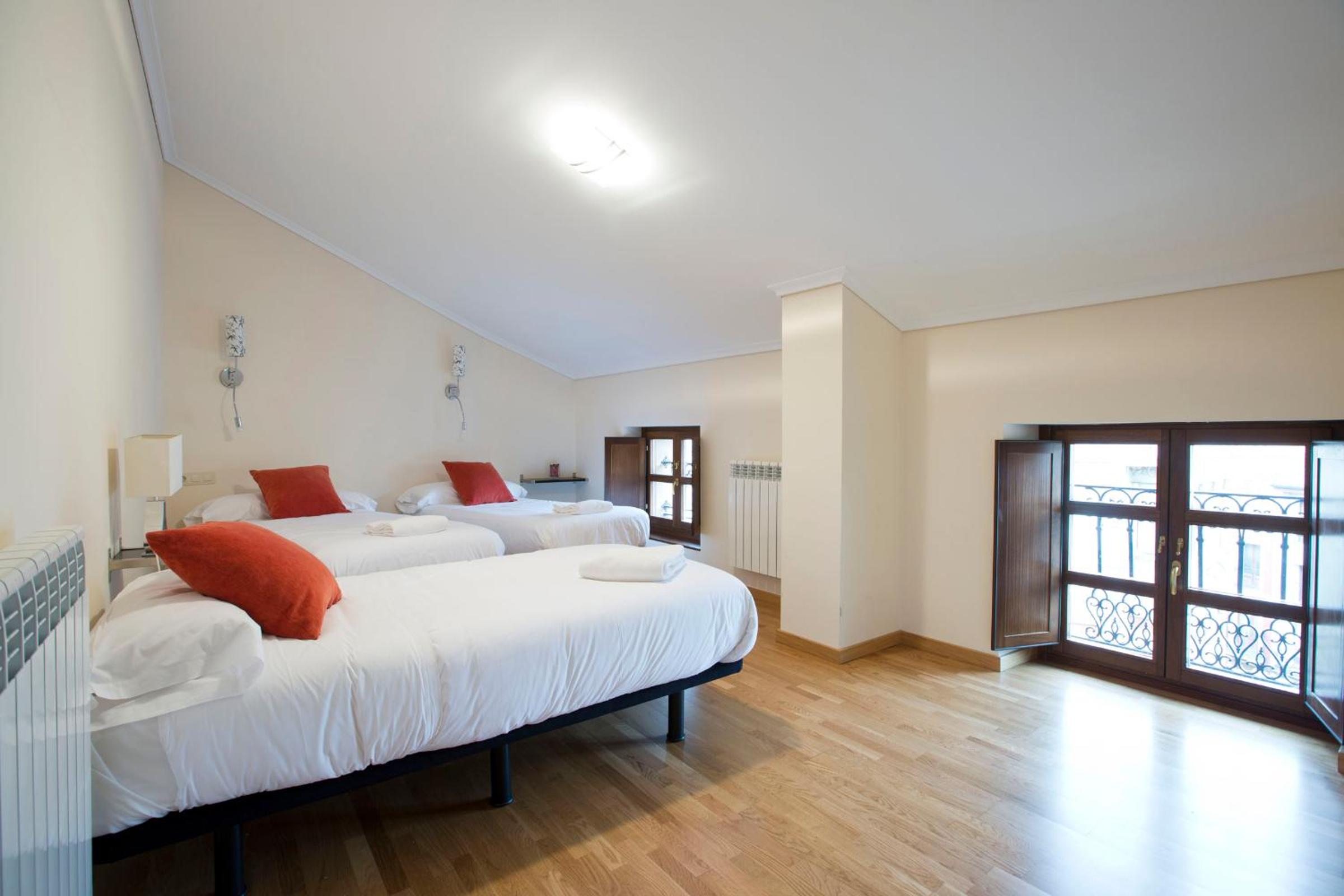 Apartamentos Señorio de Haro 3000