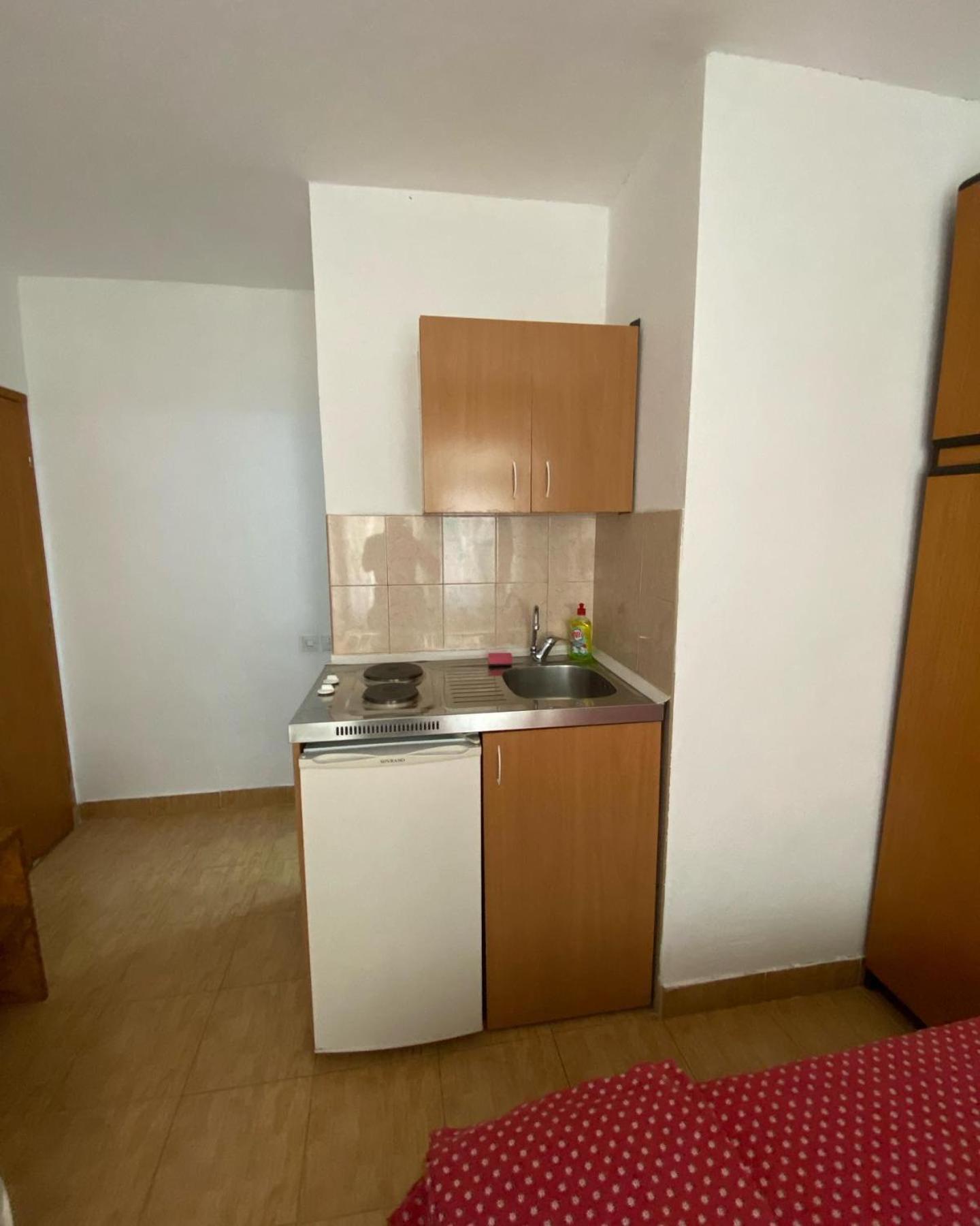 Apartmani Jovanovic Canj view 4