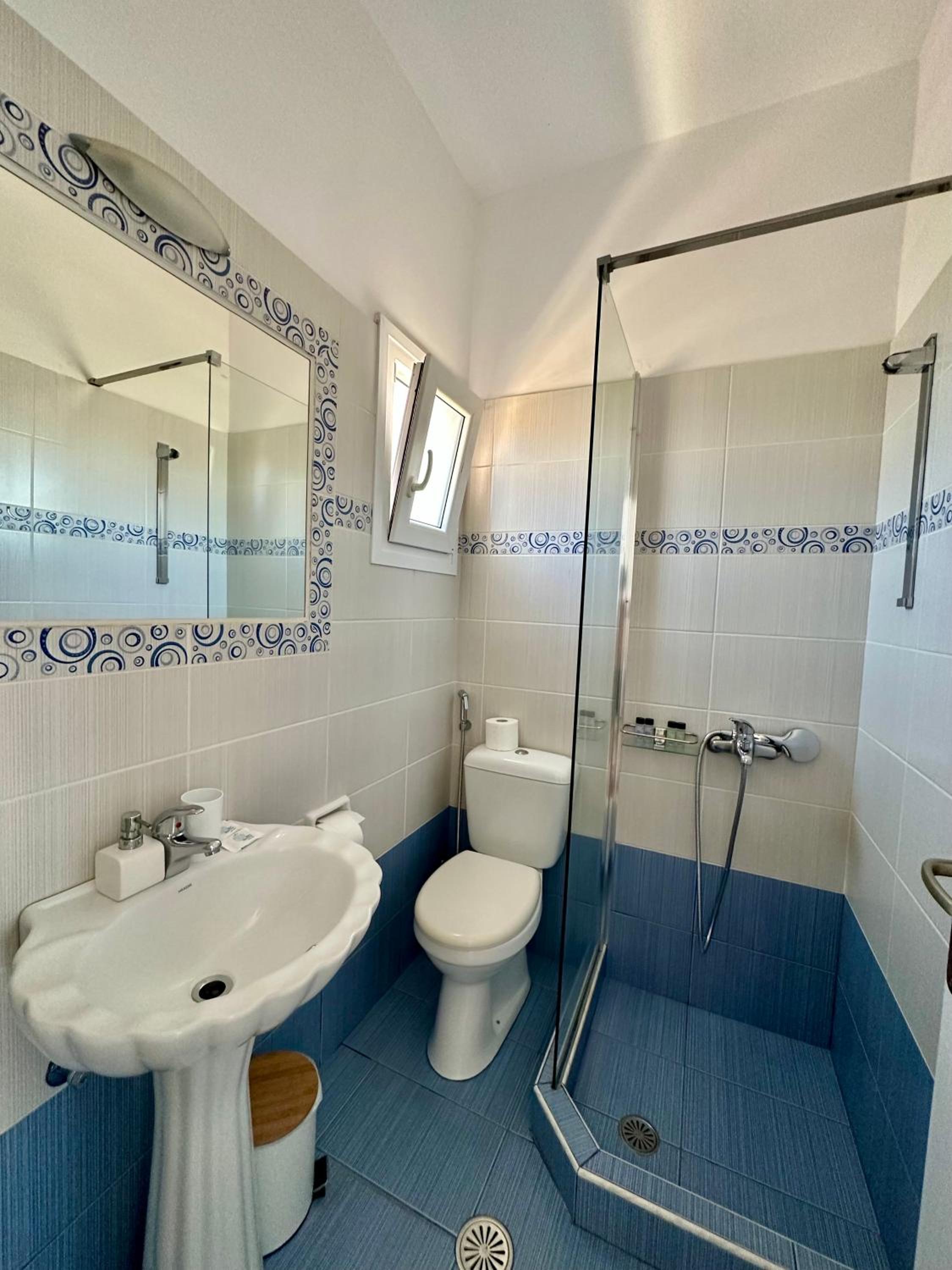 Photo 34