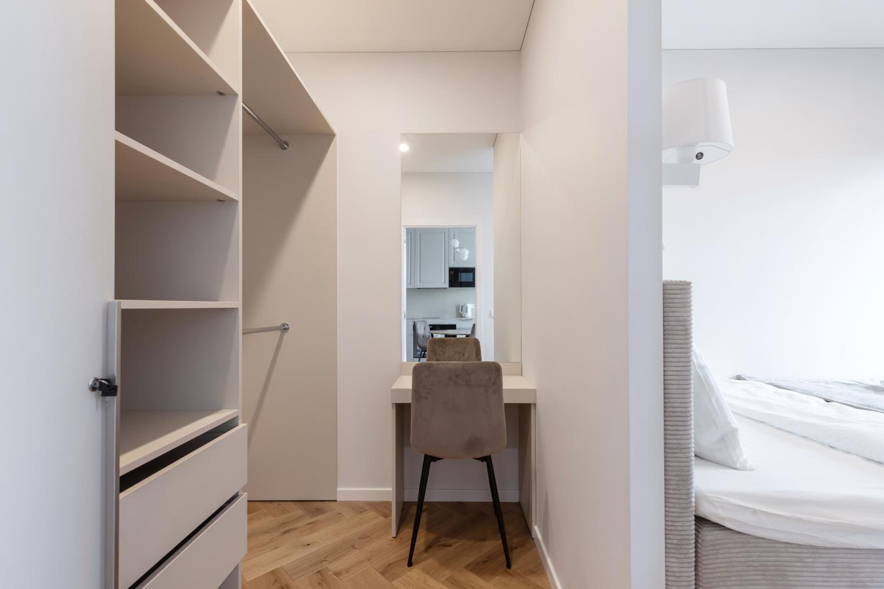 Stylish Simplicity - 1BDR Cozy Stay in Vilnius view 4