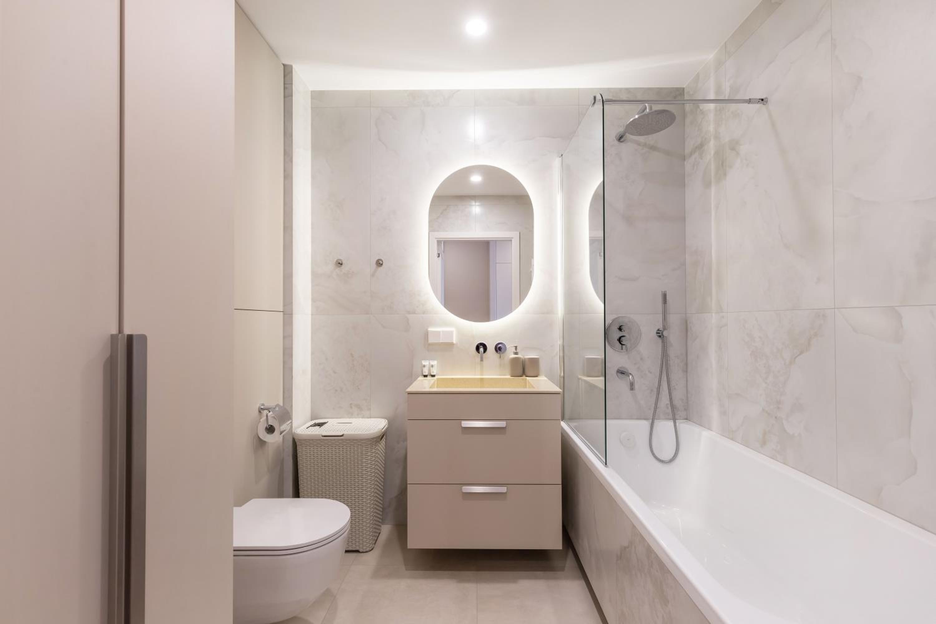 Stylish Simplicity - 1BDR Cozy Stay in Vilnius view 5