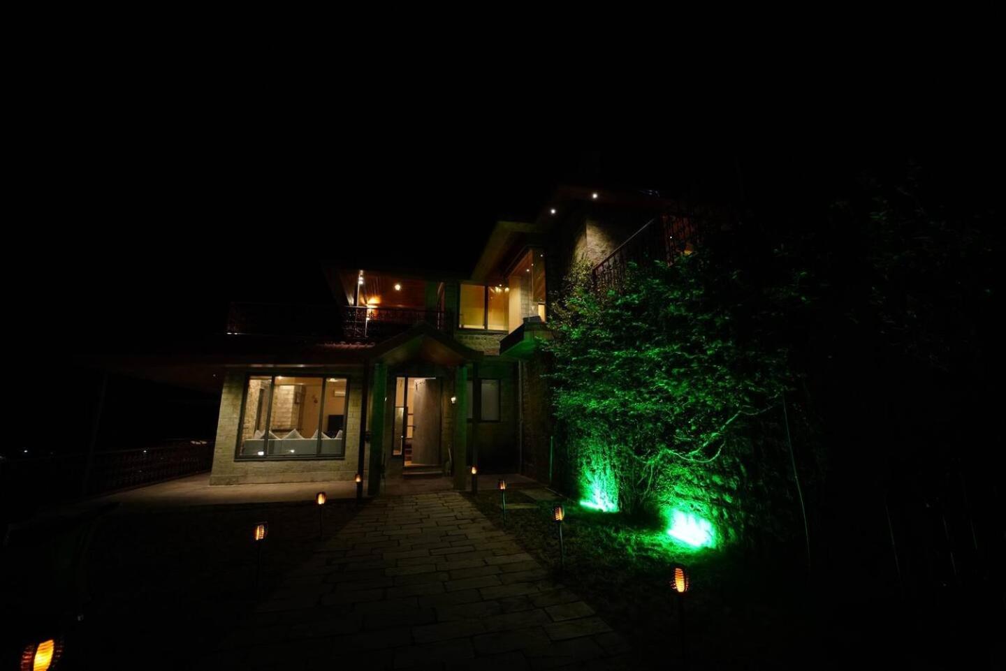 Photo 6