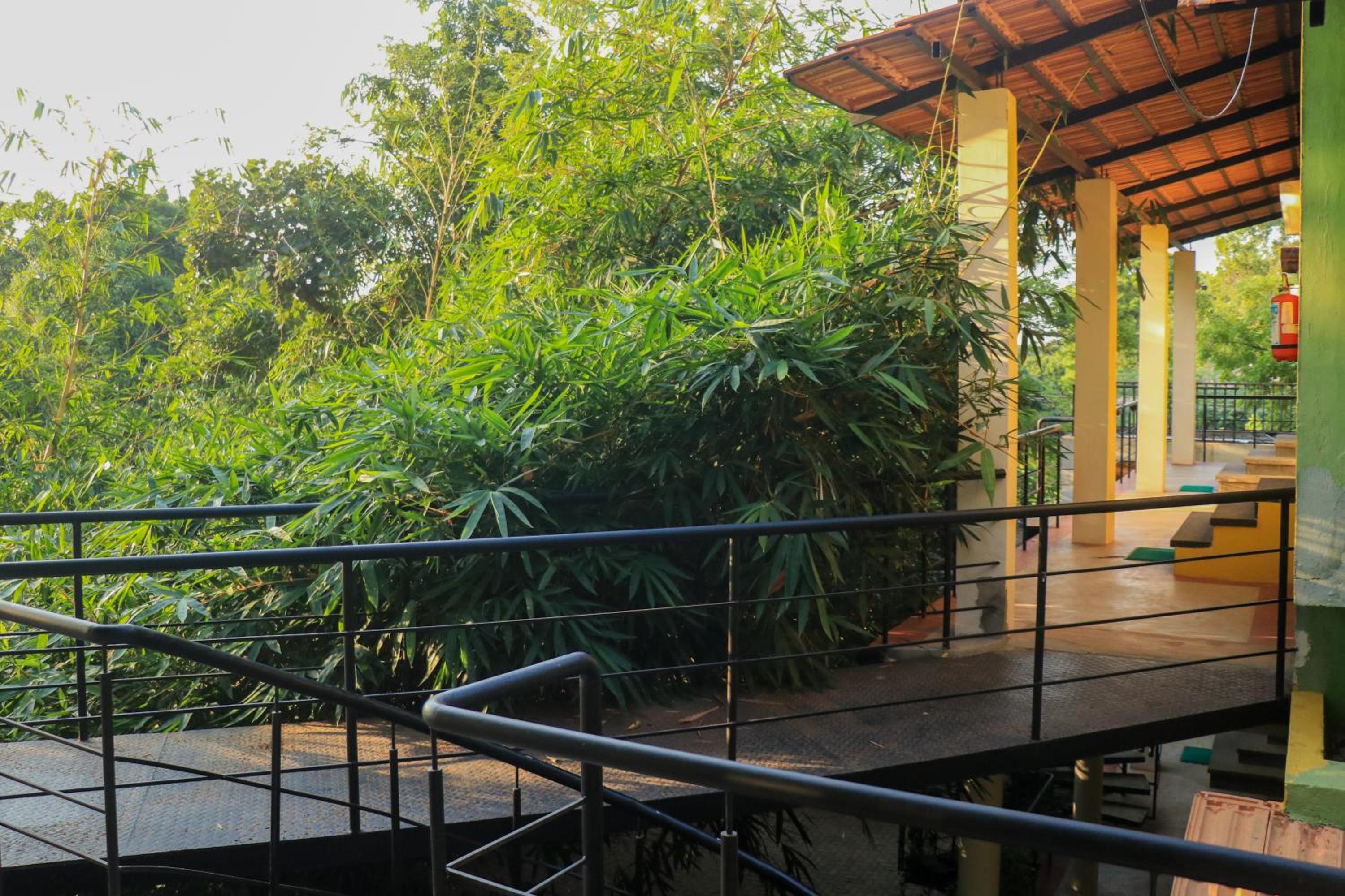 Samantha International The Ultimate Hostel Treat