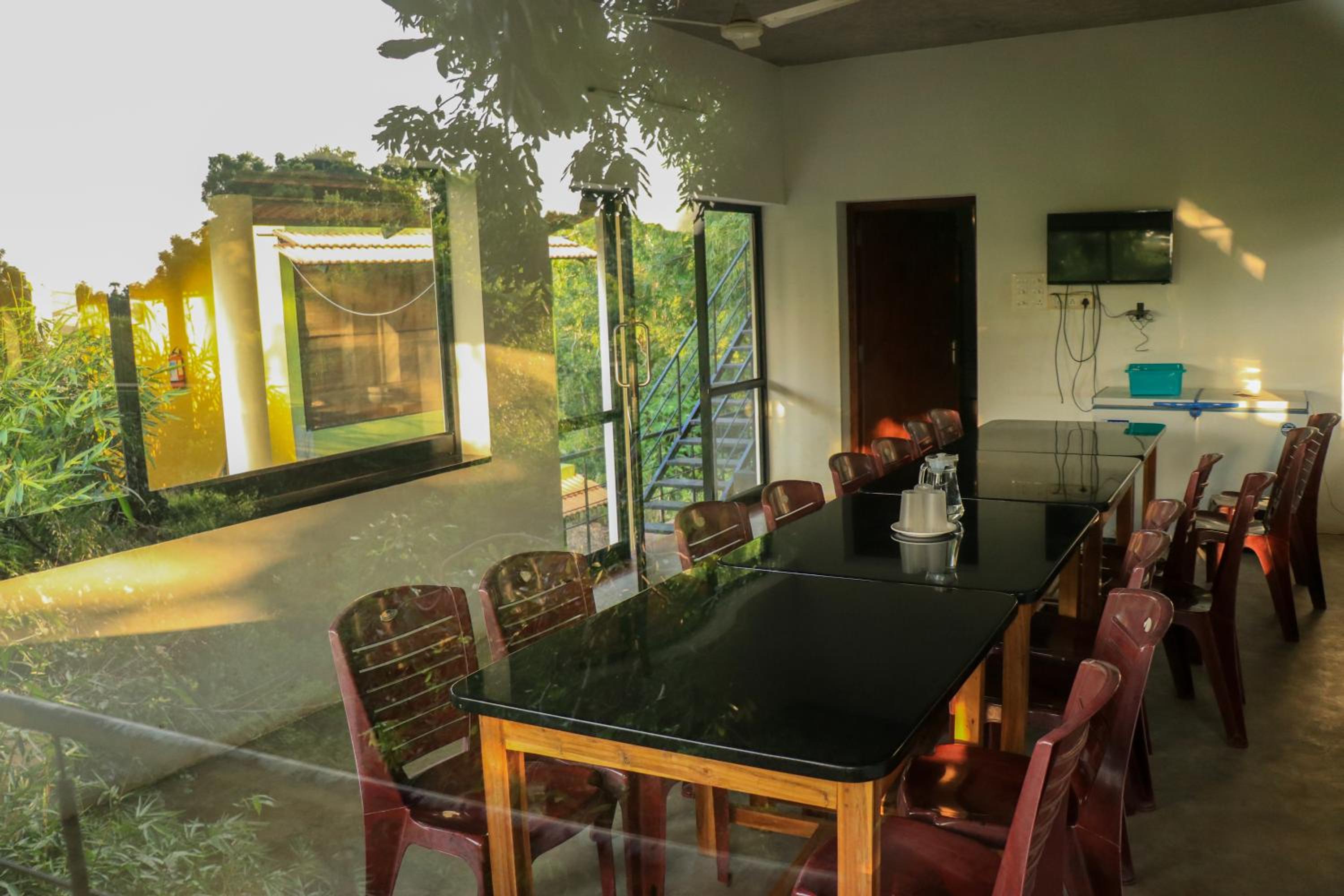 Samantha International The Ultimate Hostel Treat