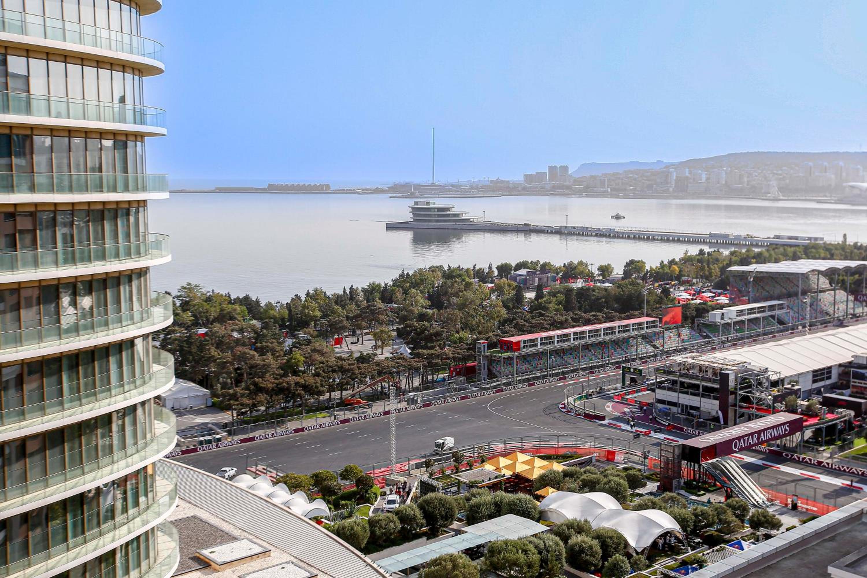 Luxury Baku center Apt