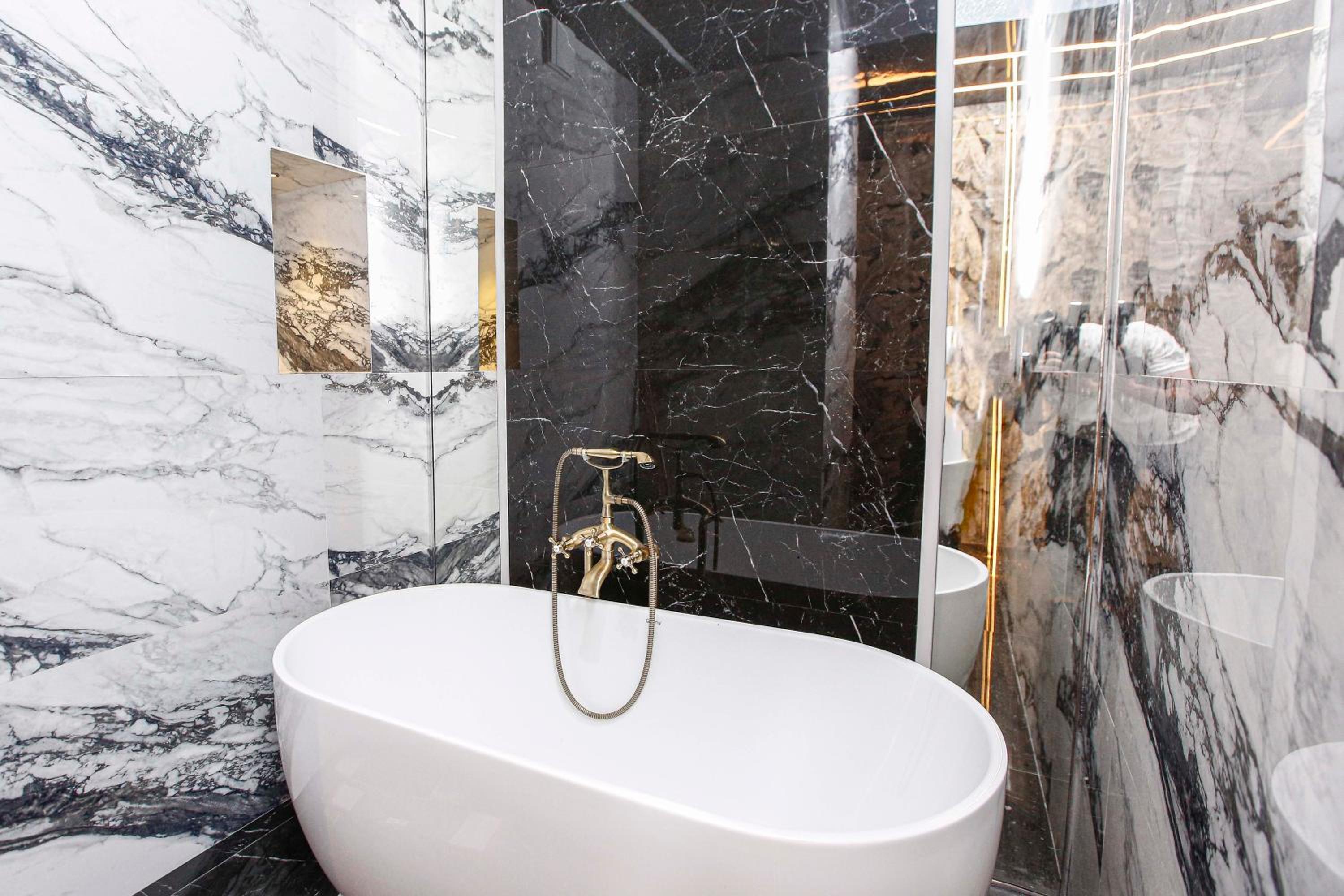 Luxury Baku center Apt