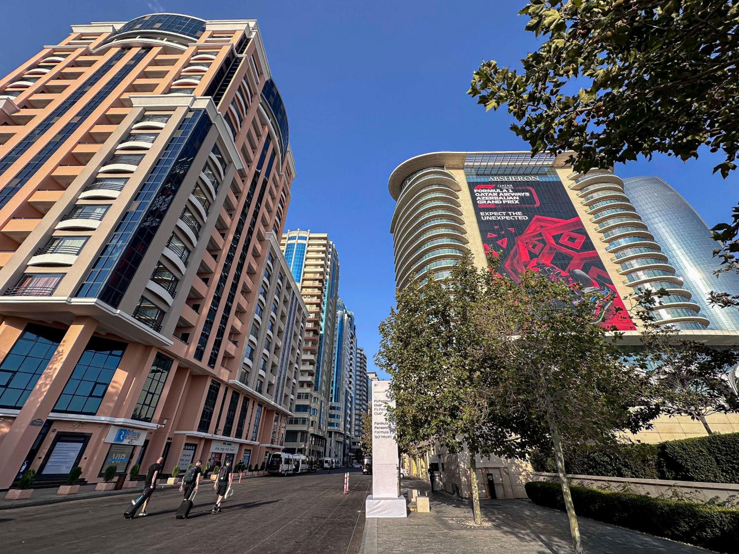 Luxury Baku center Apt