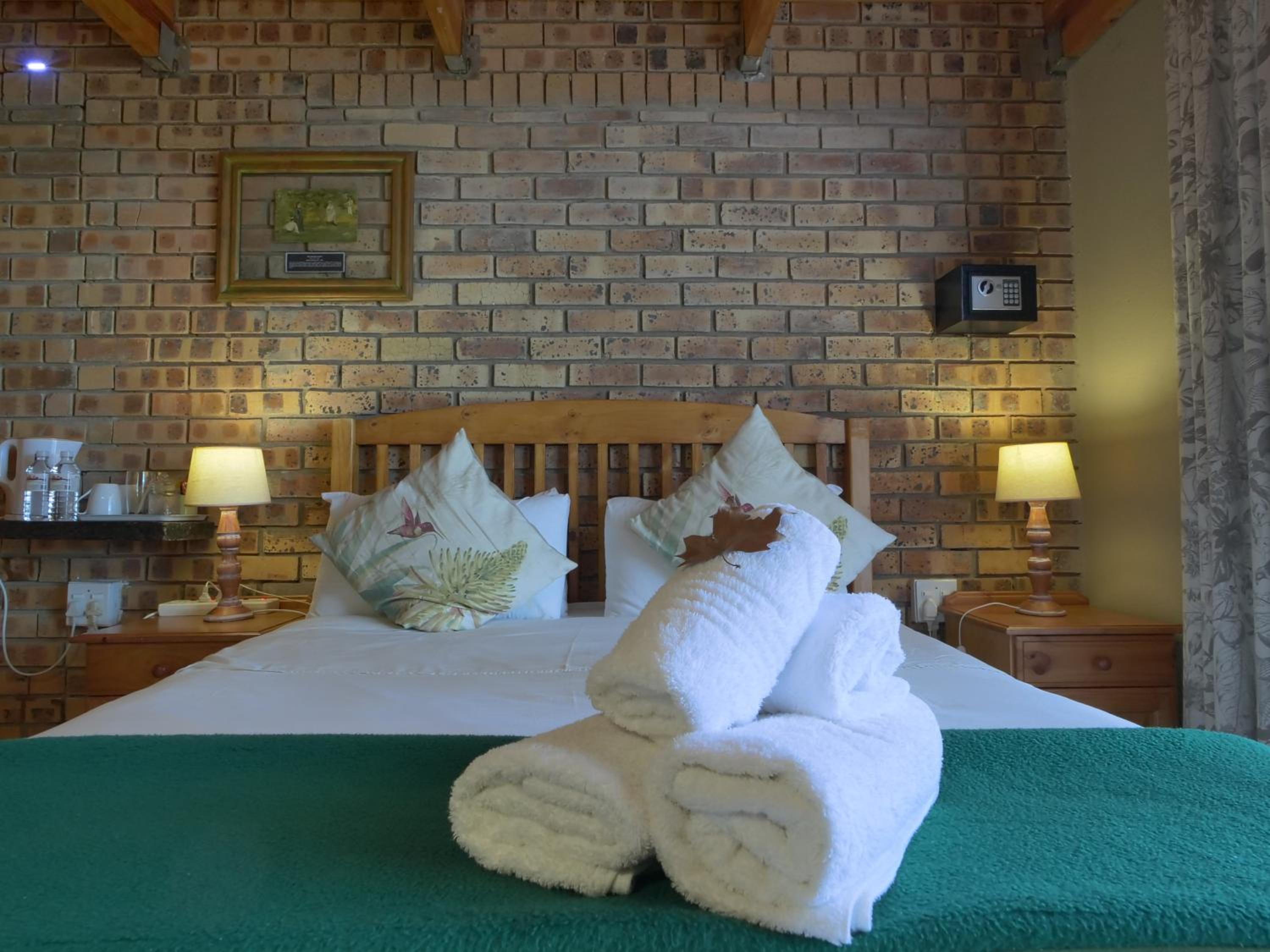 Autumn Breeze Manor Guest House