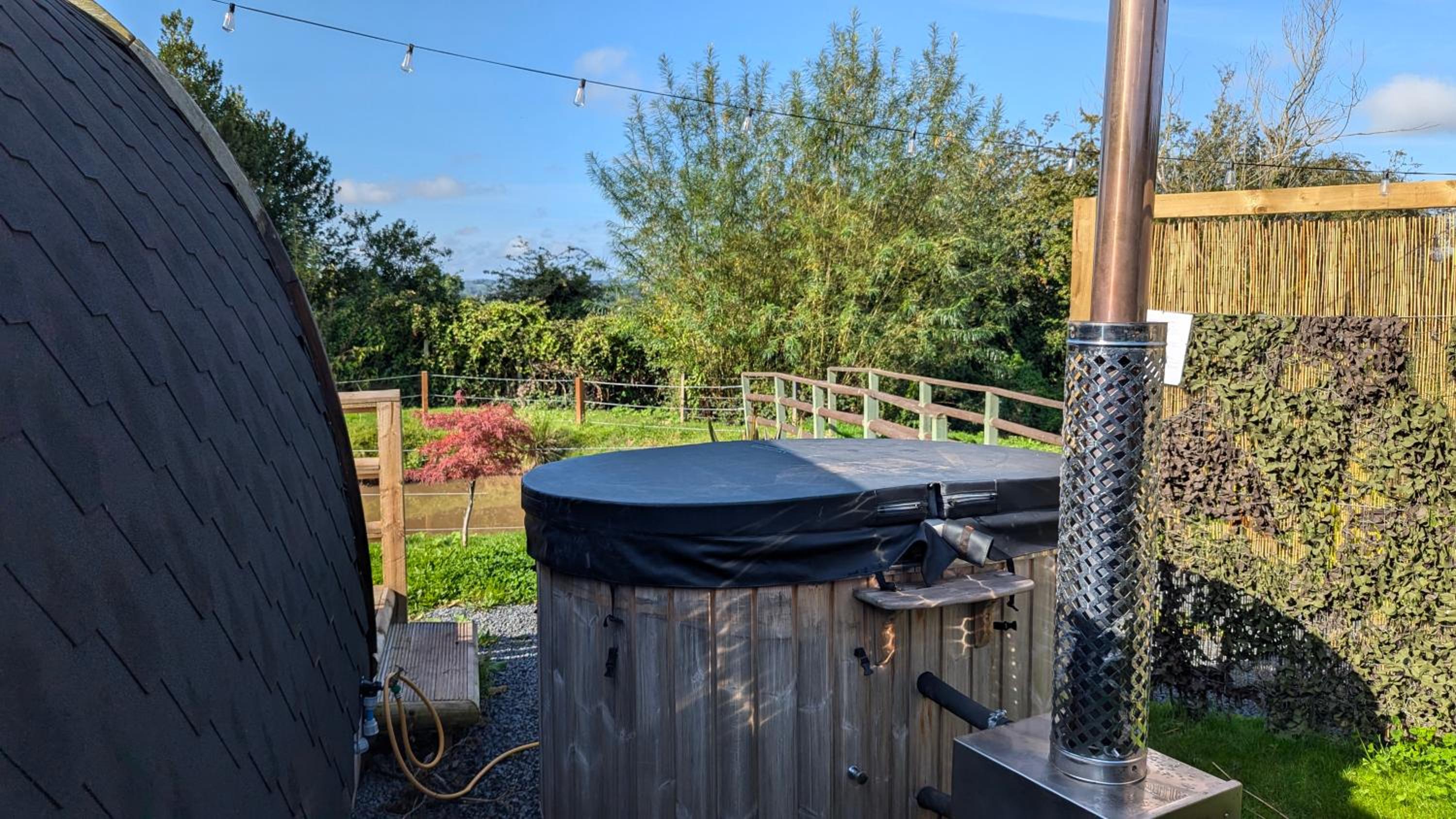 Hotel The Ice Viking - Lovers Den