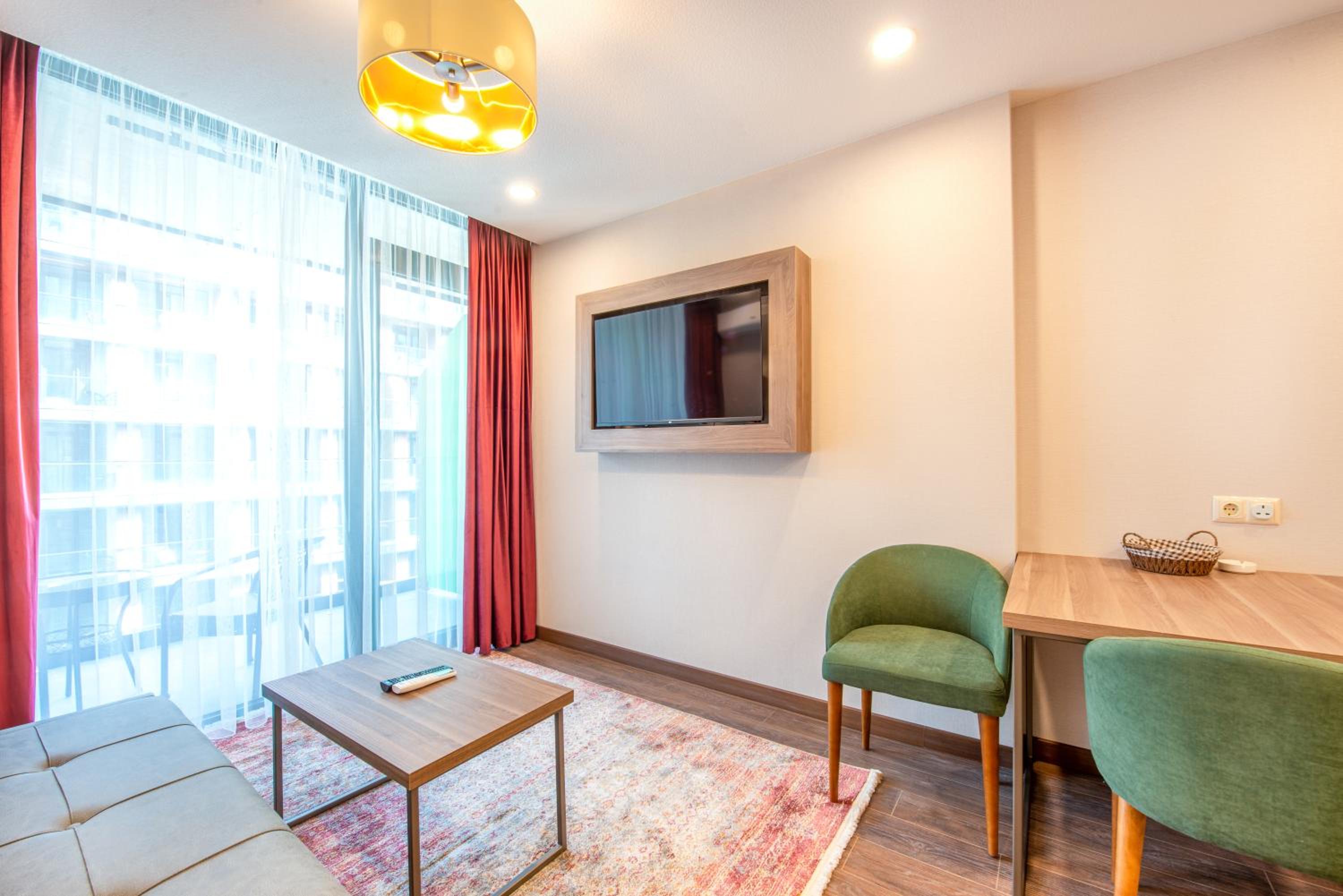 Sunshine Residence & Hotel