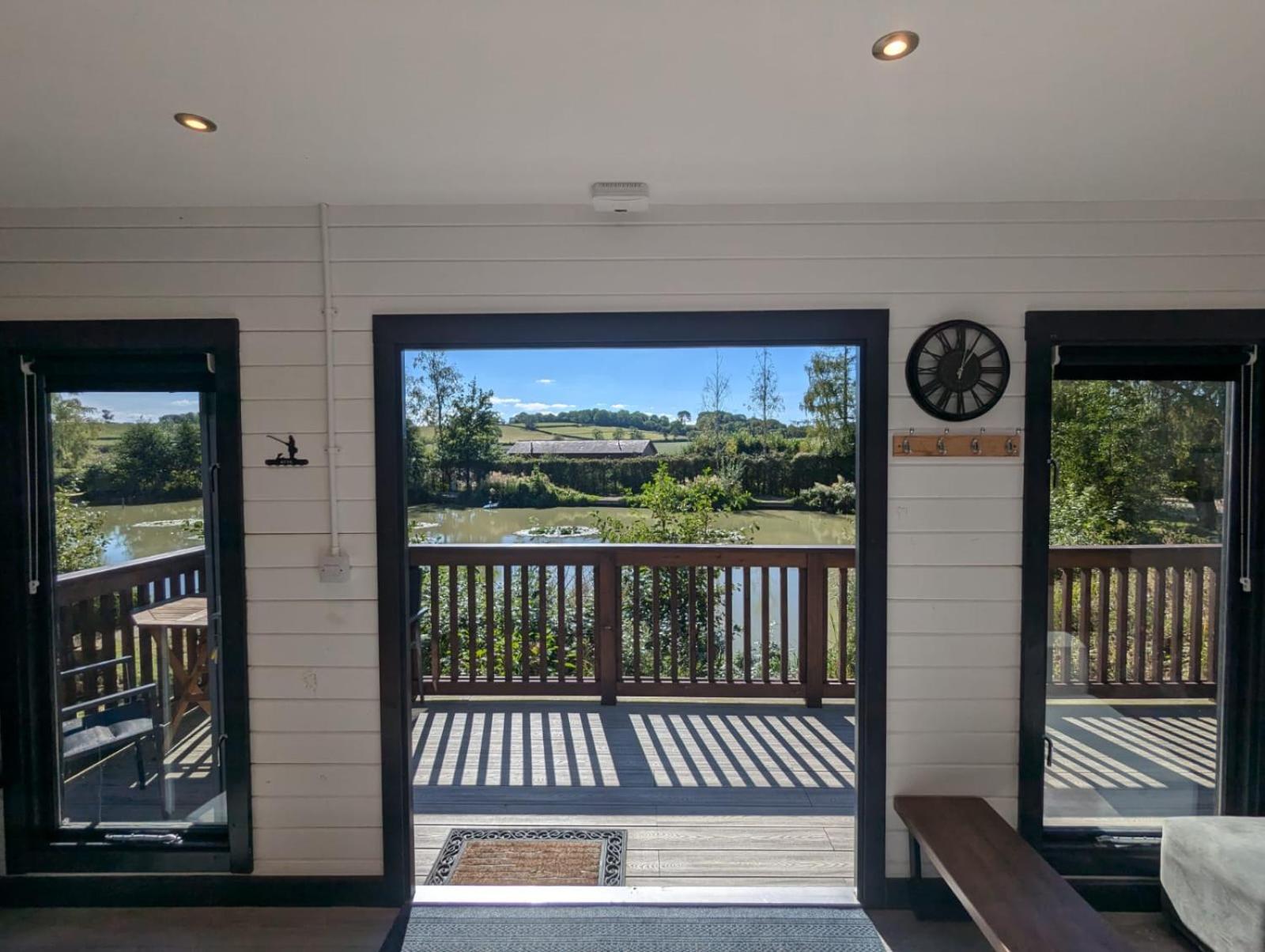 Shearsby Valley Lakes Accommodation