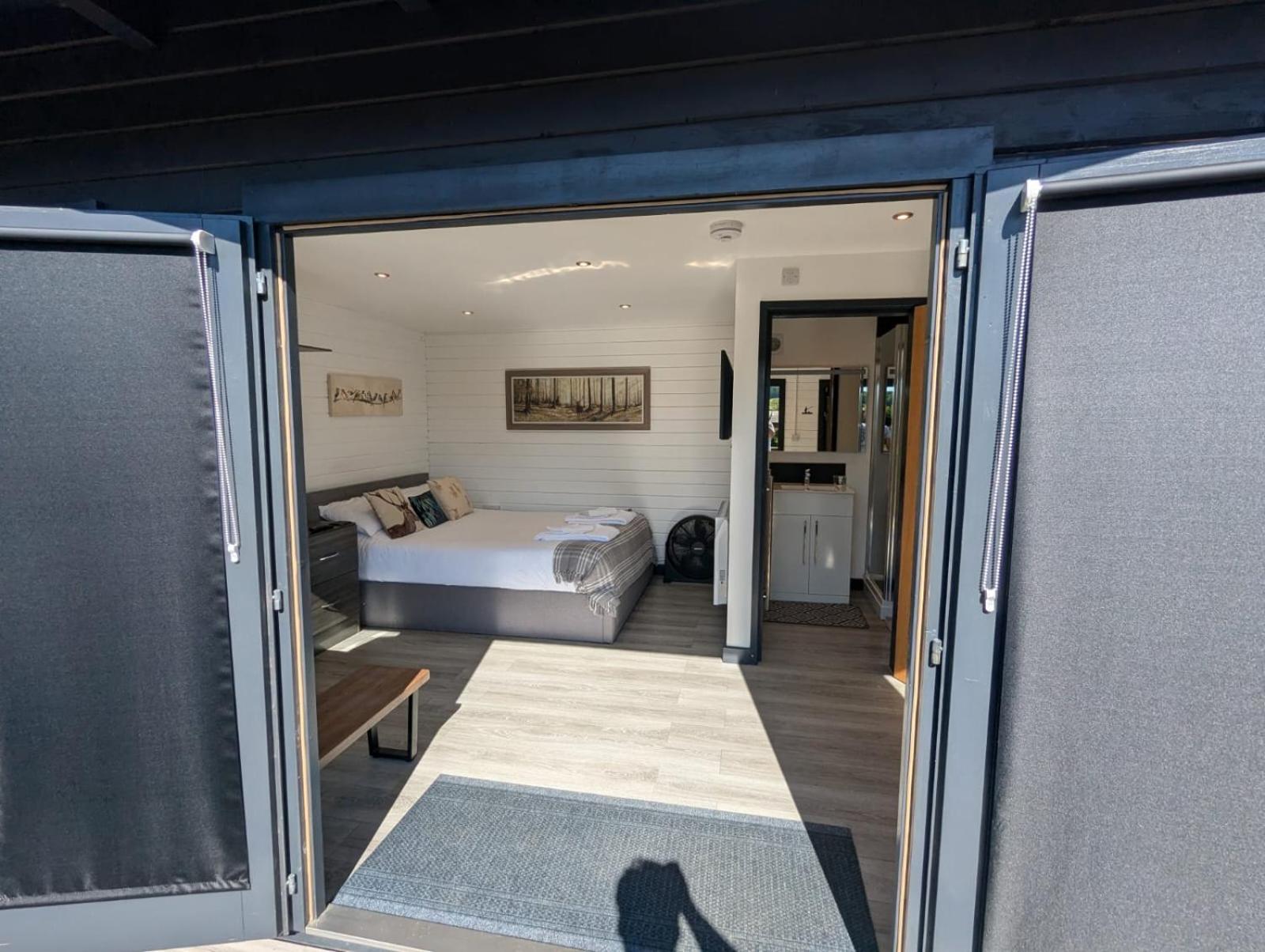 Shearsby Valley Lakes Accommodation