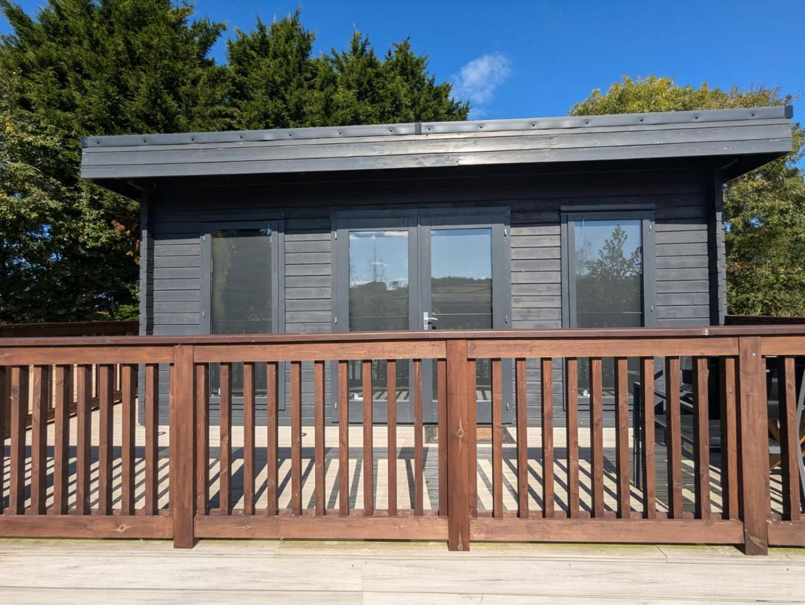 Shearsby Valley Lakes Accommodation