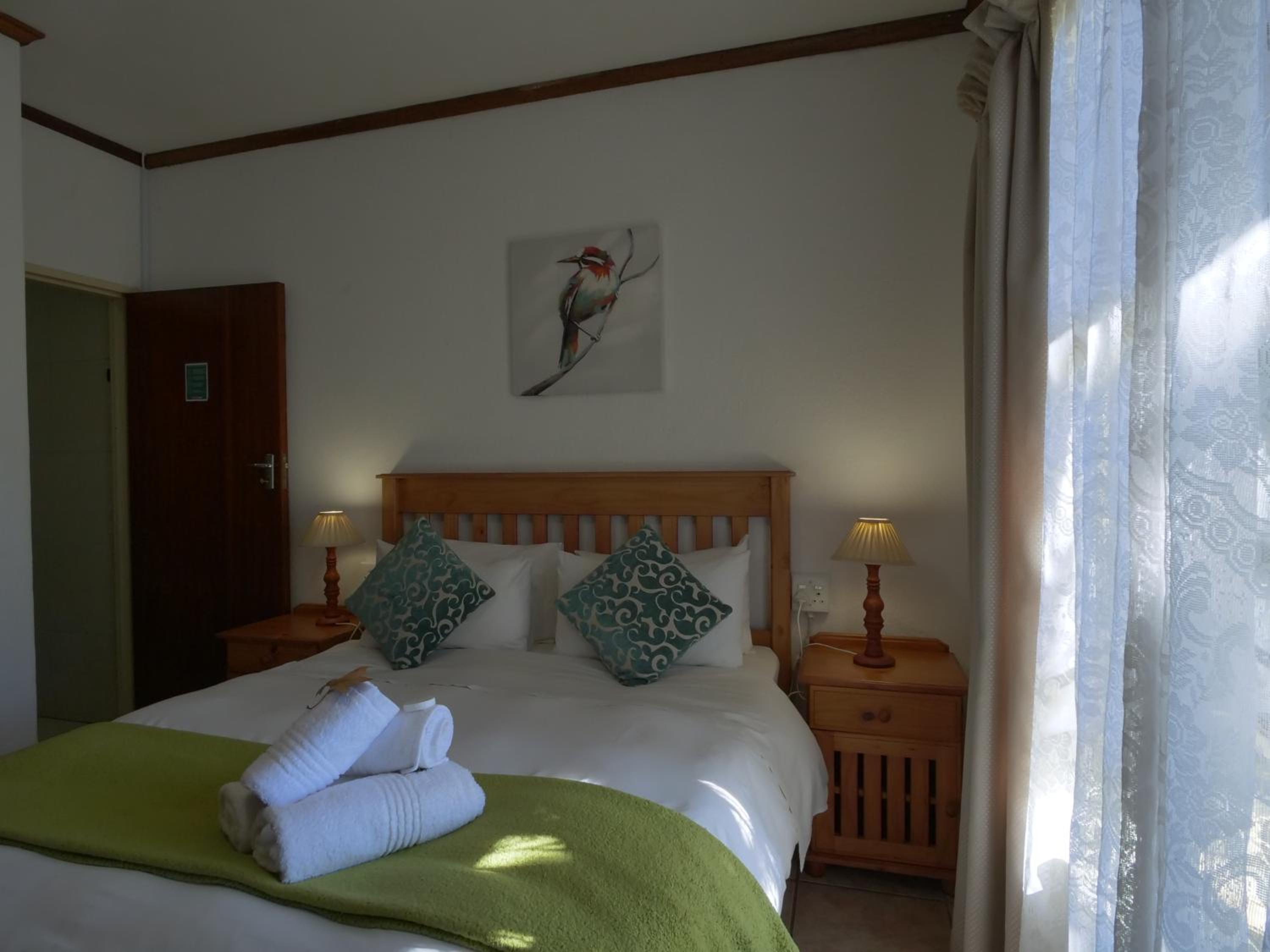 Autumn Breeze Manor Guest House
