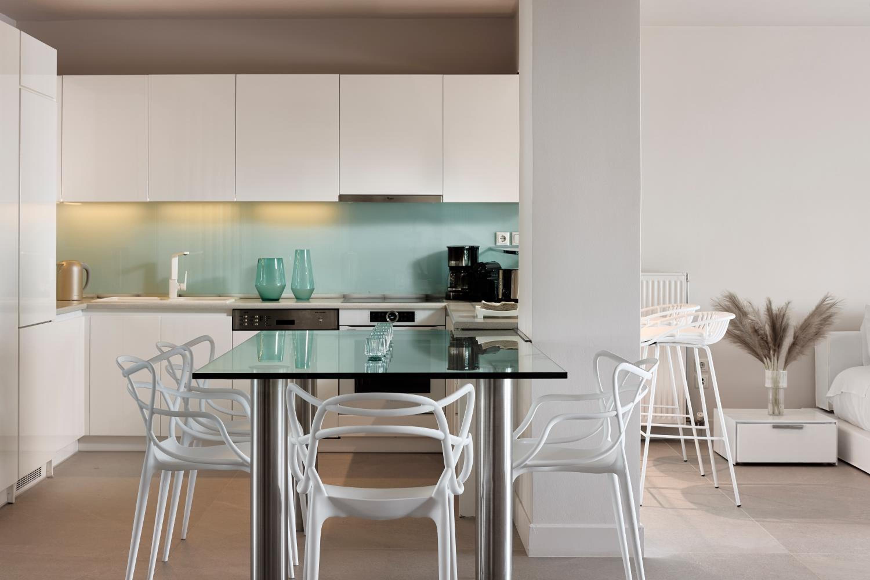 Crystal Green Properties