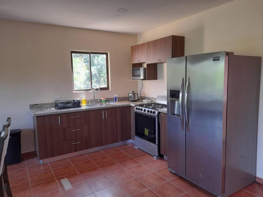 Hermoso Apartamento#1 en Condominio Vista Hermosa