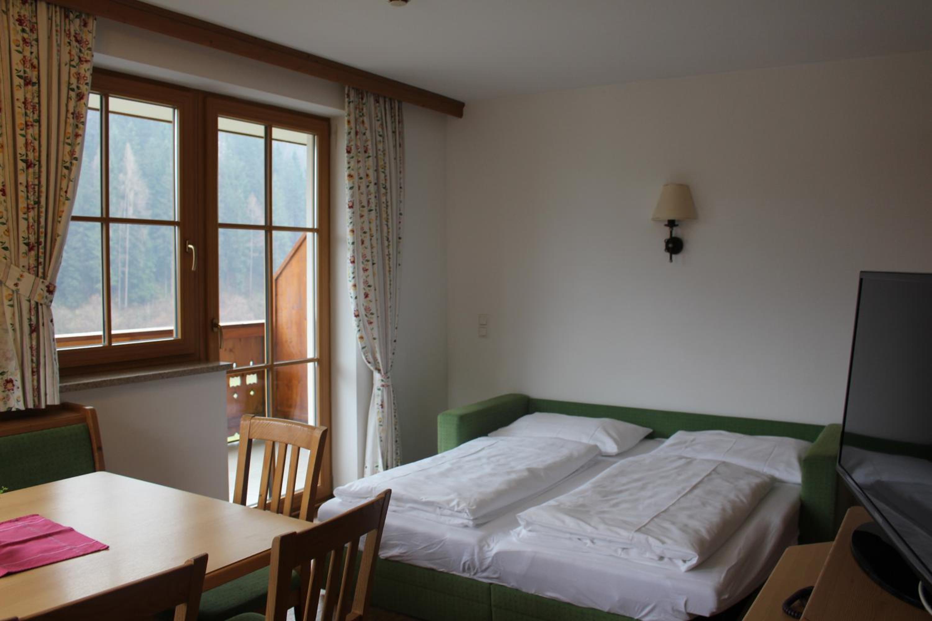 Photo 46