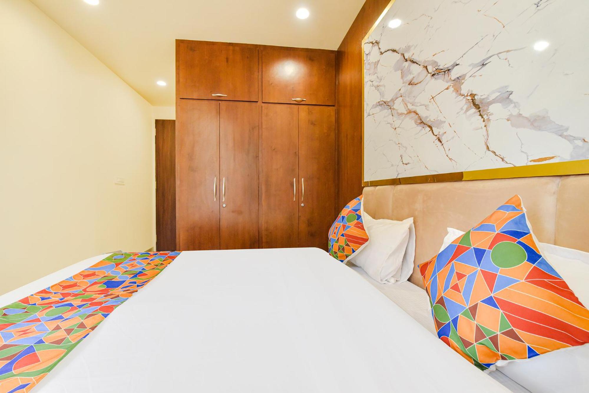 FabHotel Blooming Beds Pearl