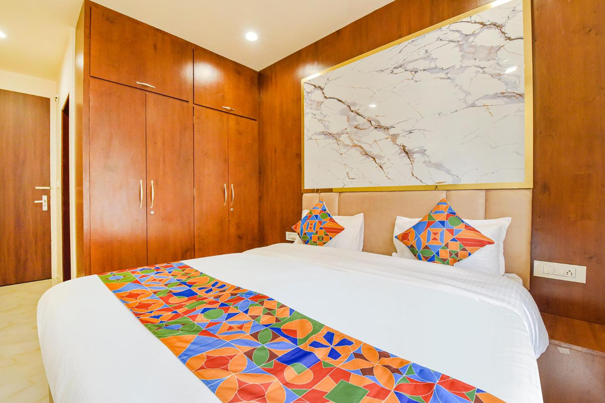 FabHotel Blooming Beds Pearl