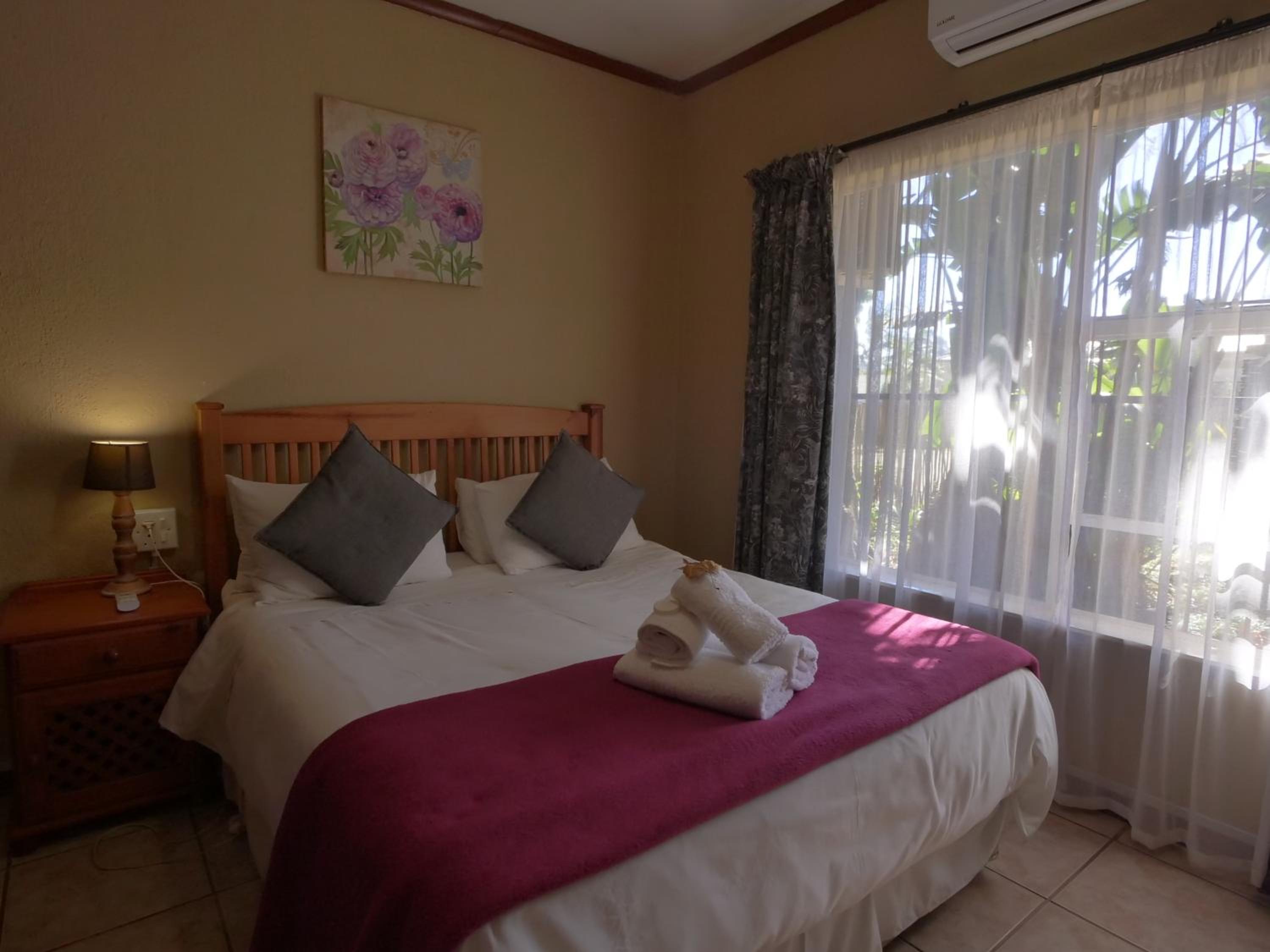 Autumn Breeze Manor Guest House
