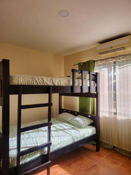 Hermoso Apartamento Condomino Vista Hermosa #2