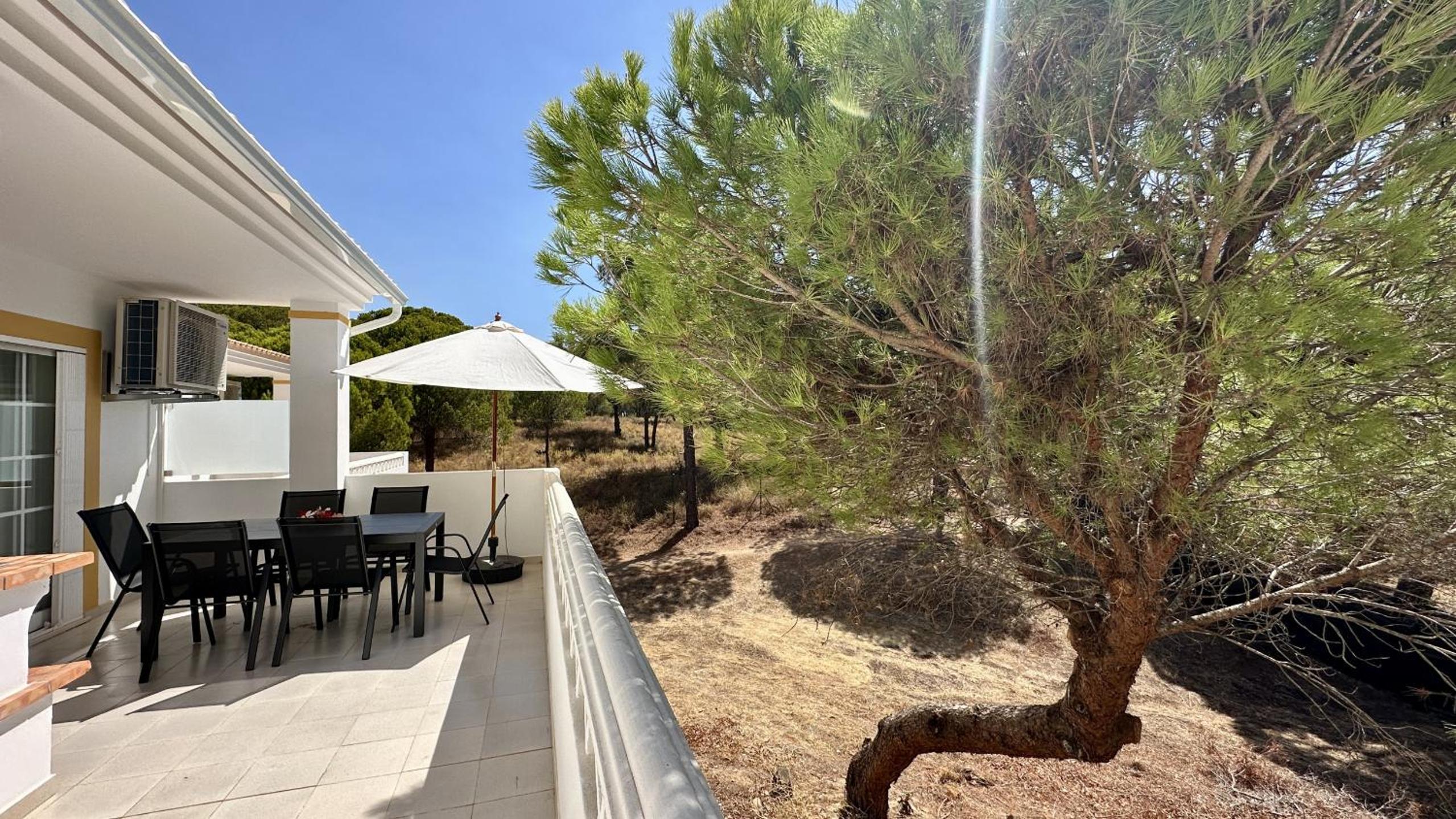 Pine Cliffs - Shared Pool - 8 Guests - Albufeira