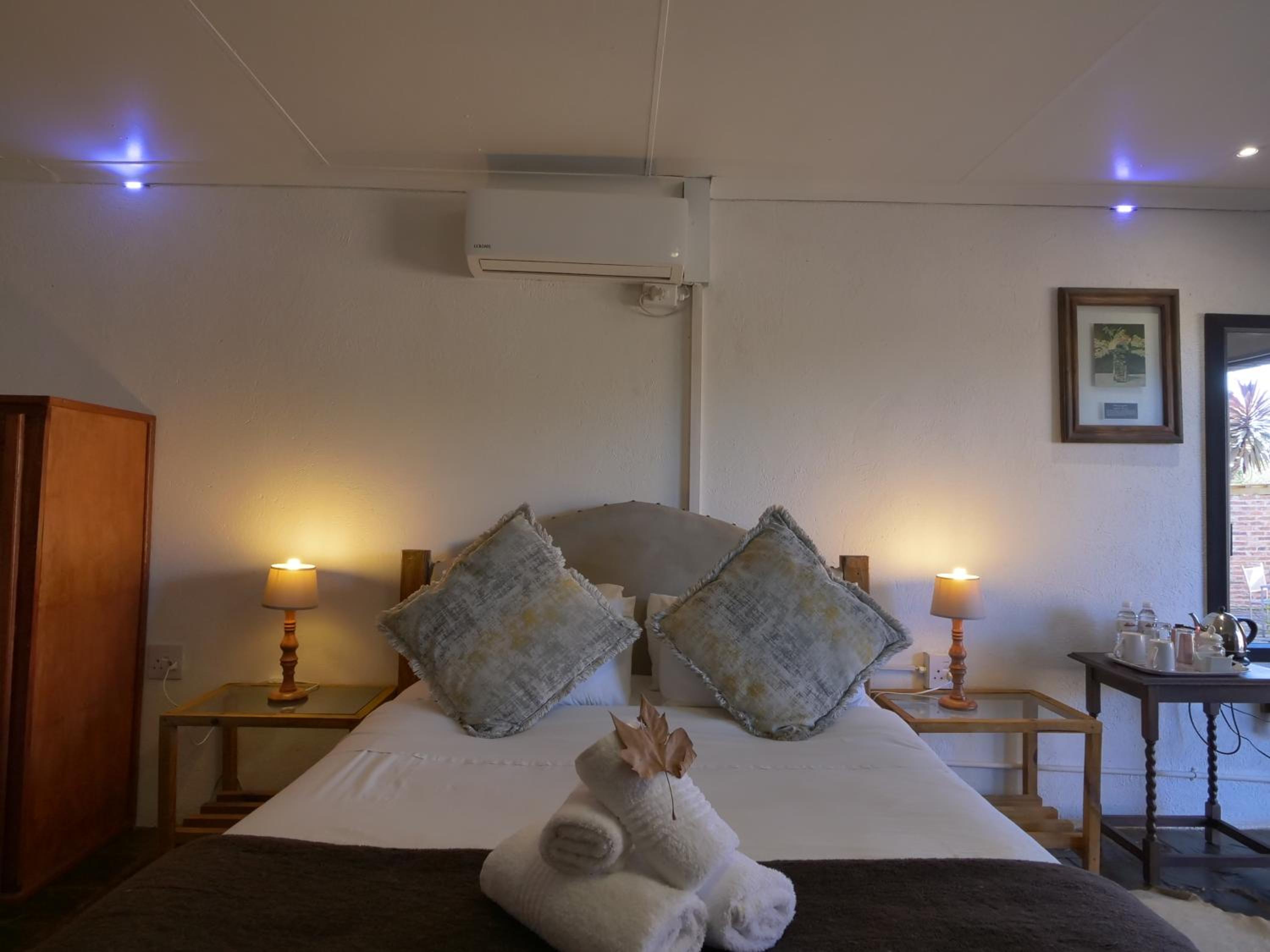 Autumn Breeze Manor Guest House
