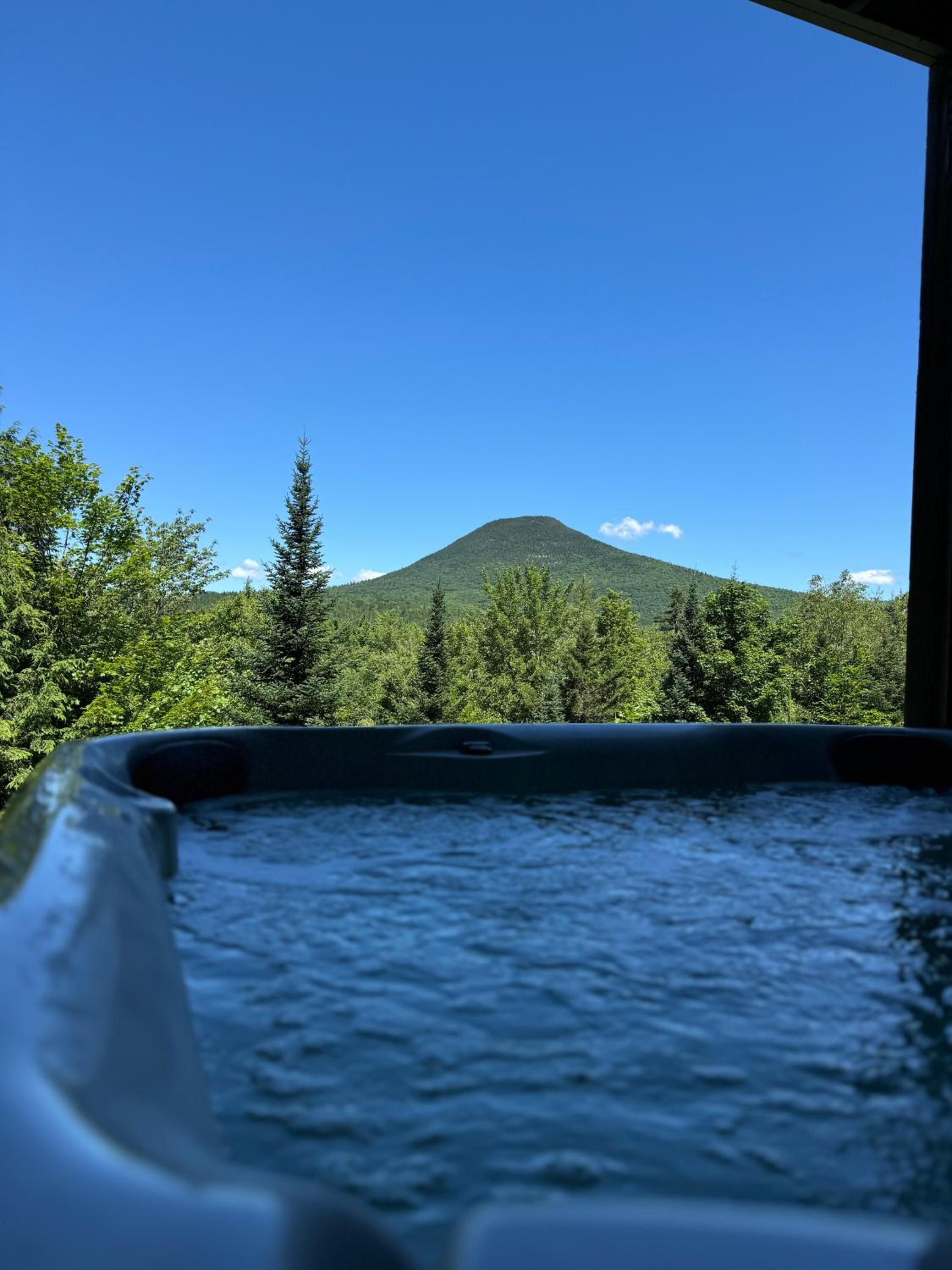 Spacious Mountainside Home In Jackson Incredible Views, Hot Tub, Pet Friendly